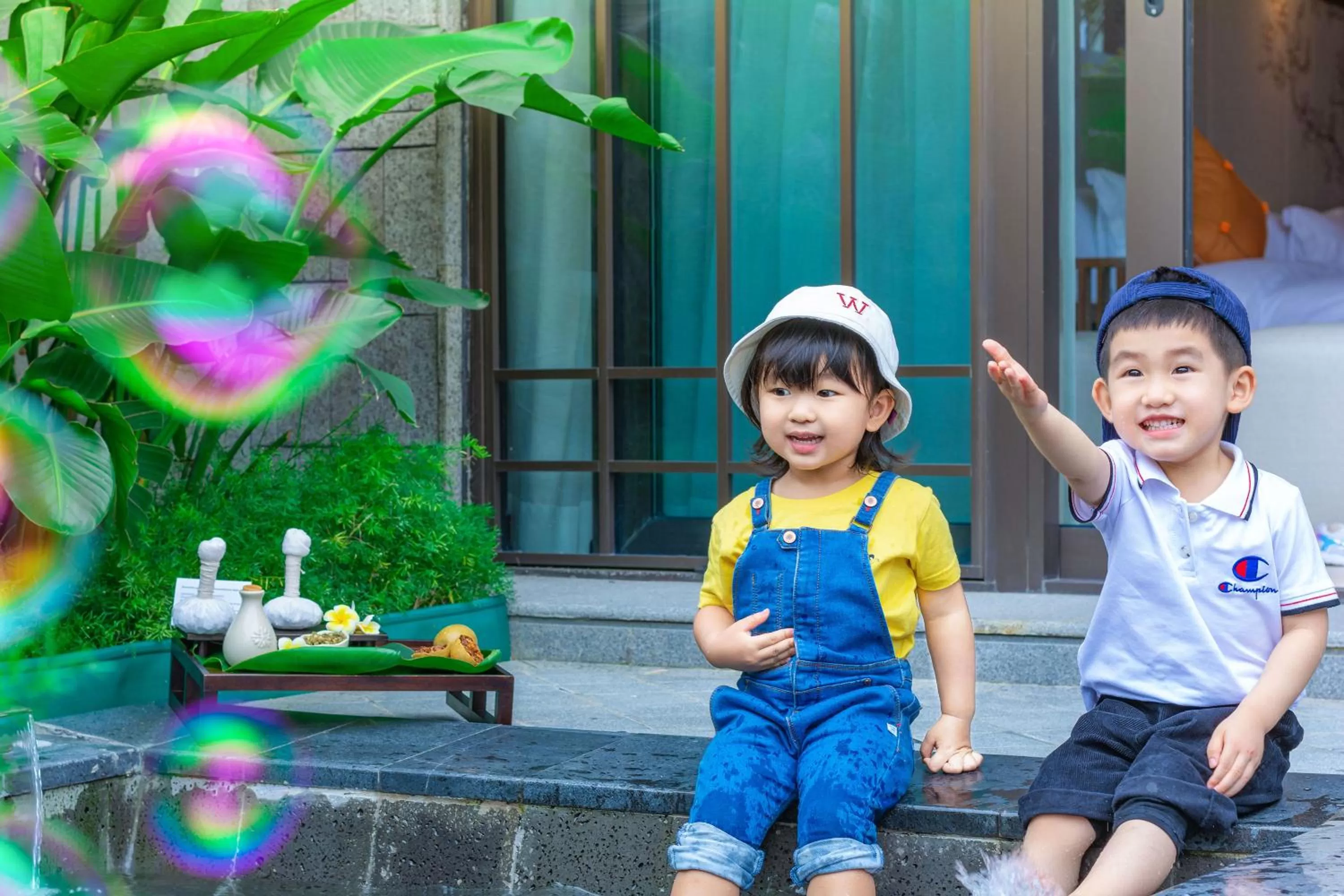 children in Angsana Zhuhai Phoenix Bay
