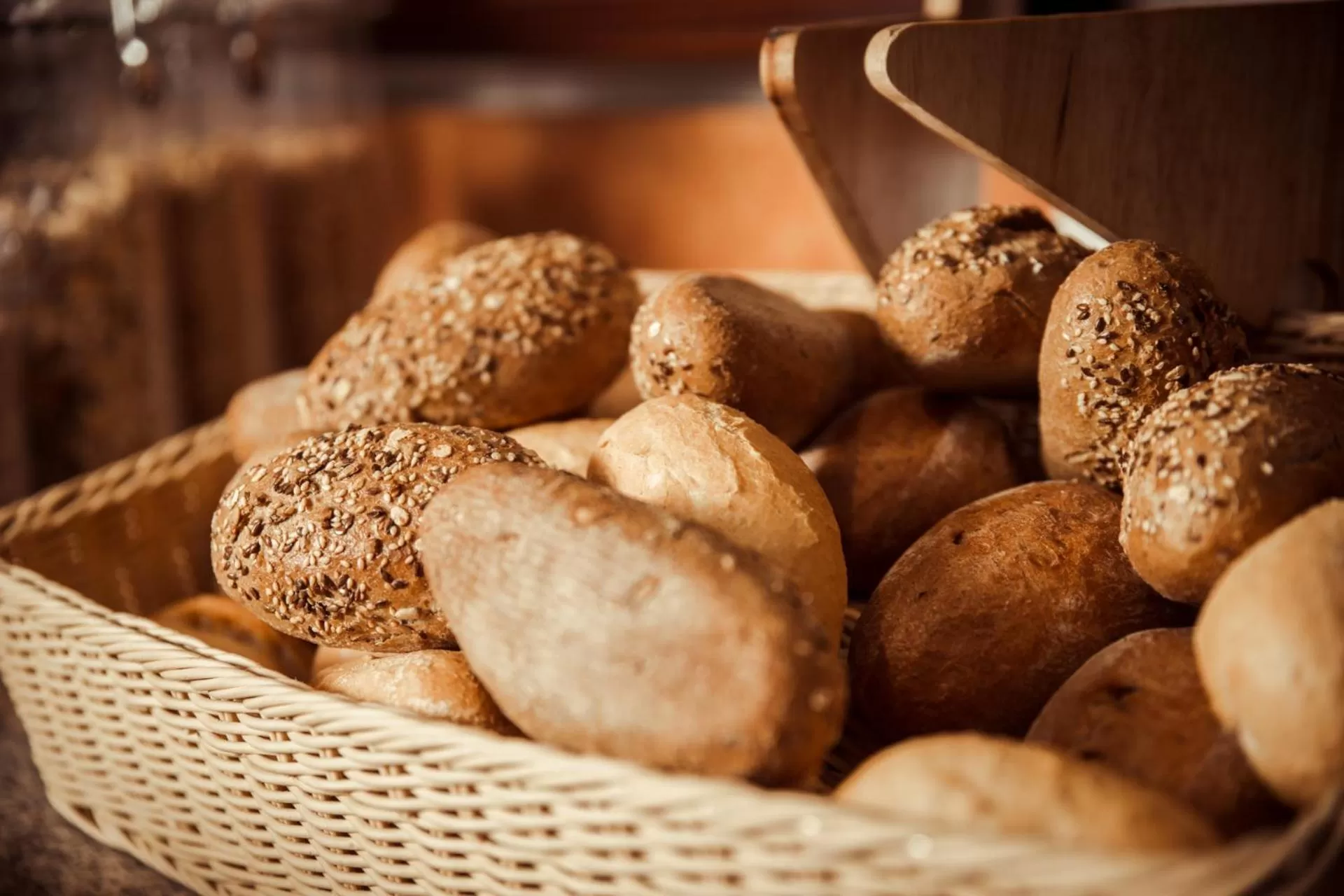 Buffet breakfast in Aparthotel Astro - Nichtraucherhotel
