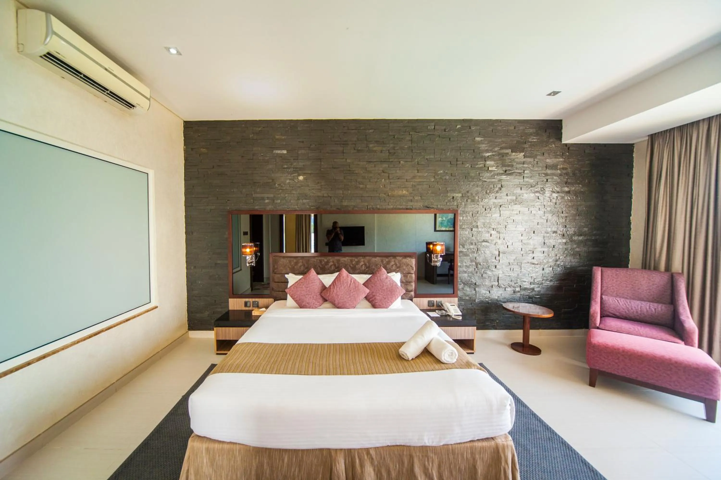 Bedroom in Pearl Hotel & Spa