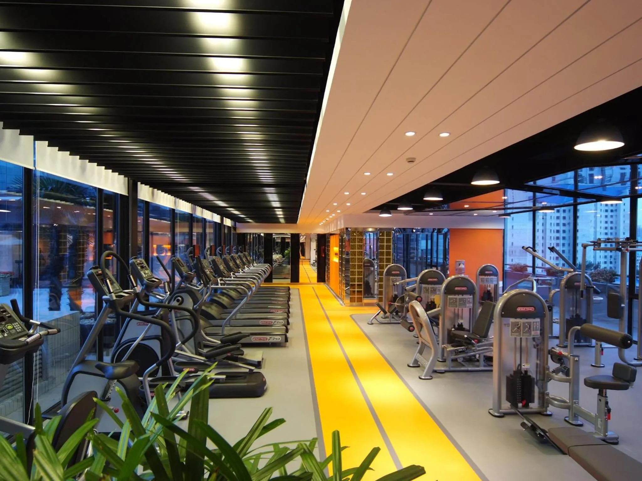 Fitness centre/facilities in Jinling Purple Mountain Hotel Shanghai（Shanghai Grand Trustel Purple Mountain Hotel）