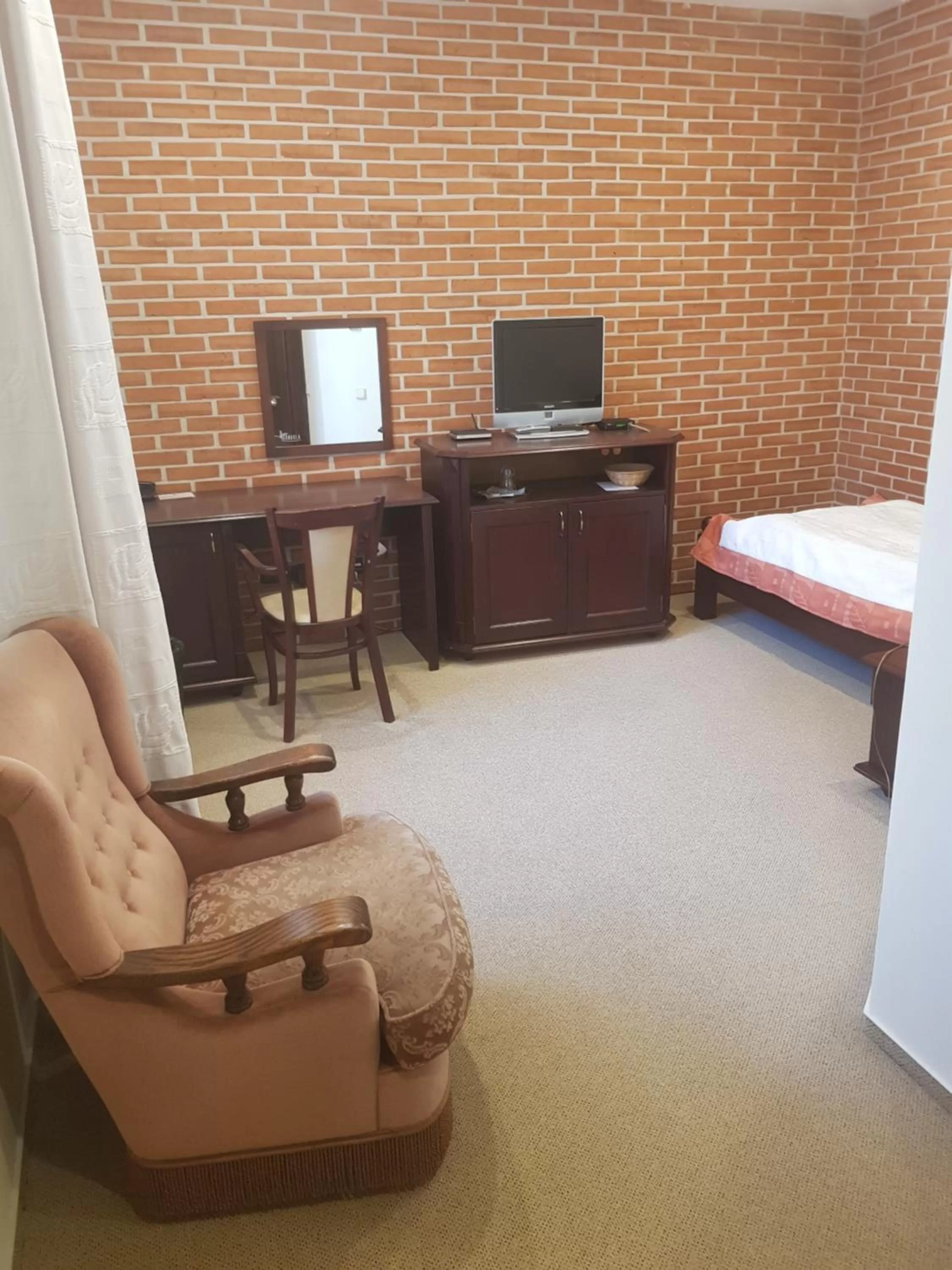 Property building, Bed in Wellness Hotel Gondola