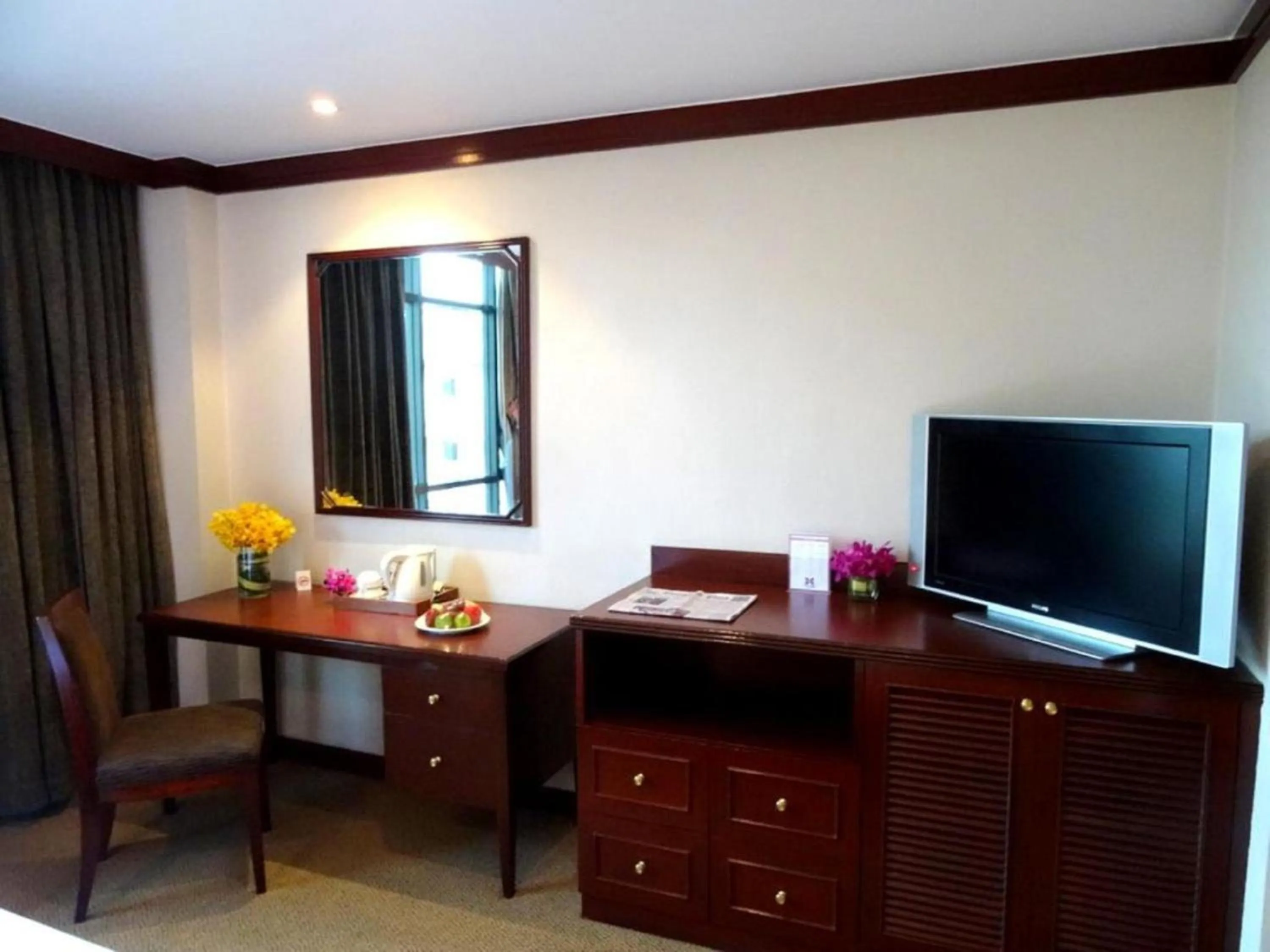 TV and multimedia in City Lodge Bangkok