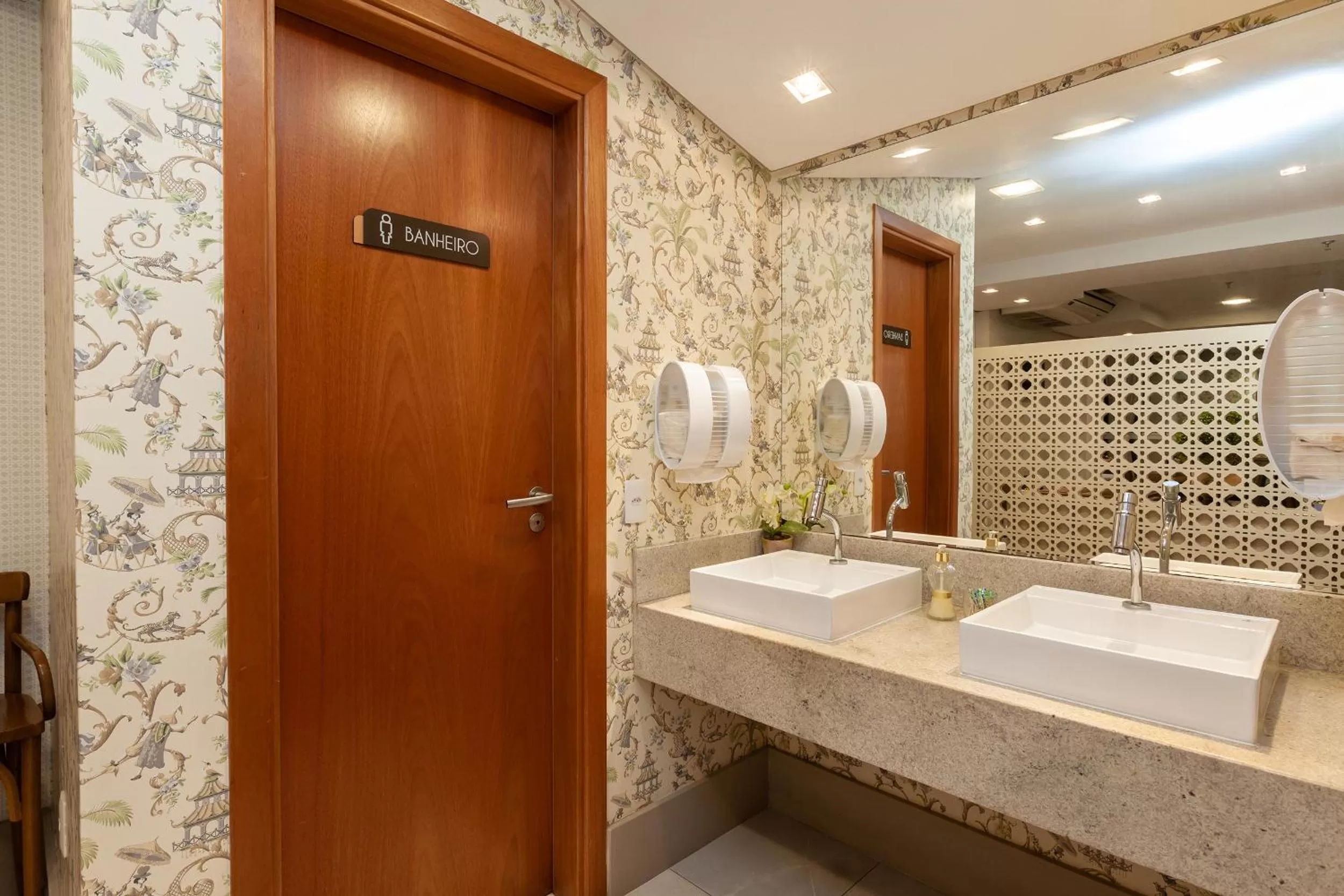 Breakfast in Tri Hotel Executive Brusque