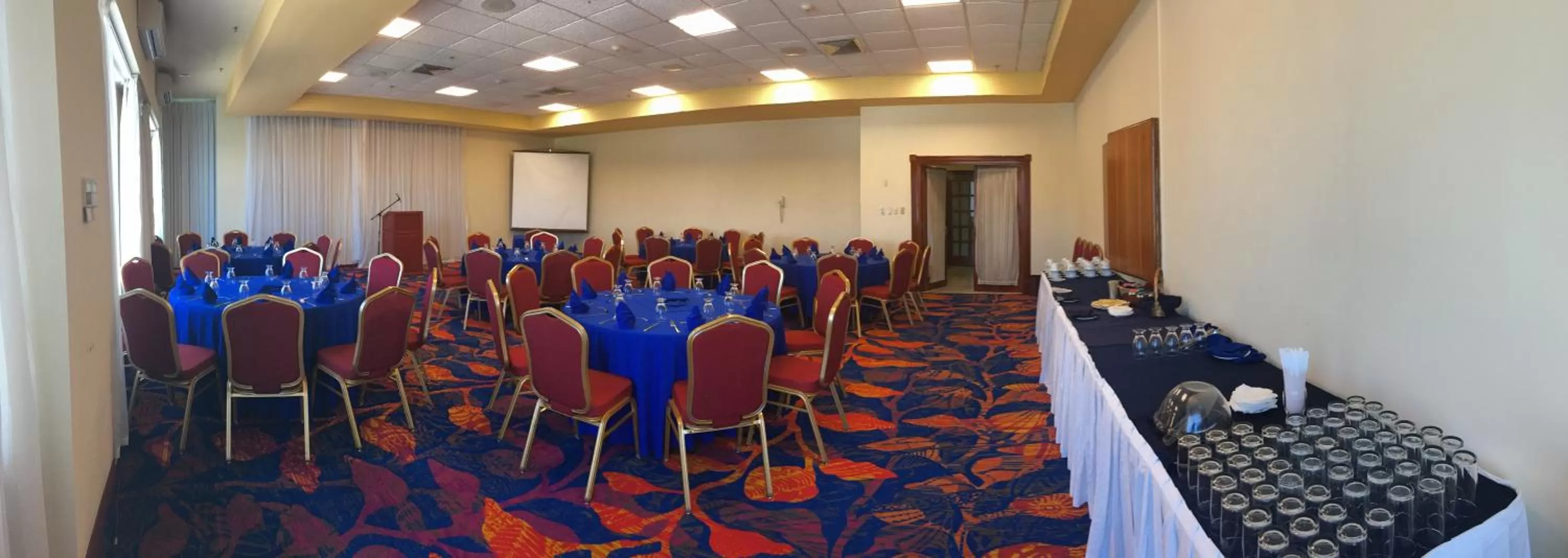 Area and facilities in Radisson Hotel Trinidad