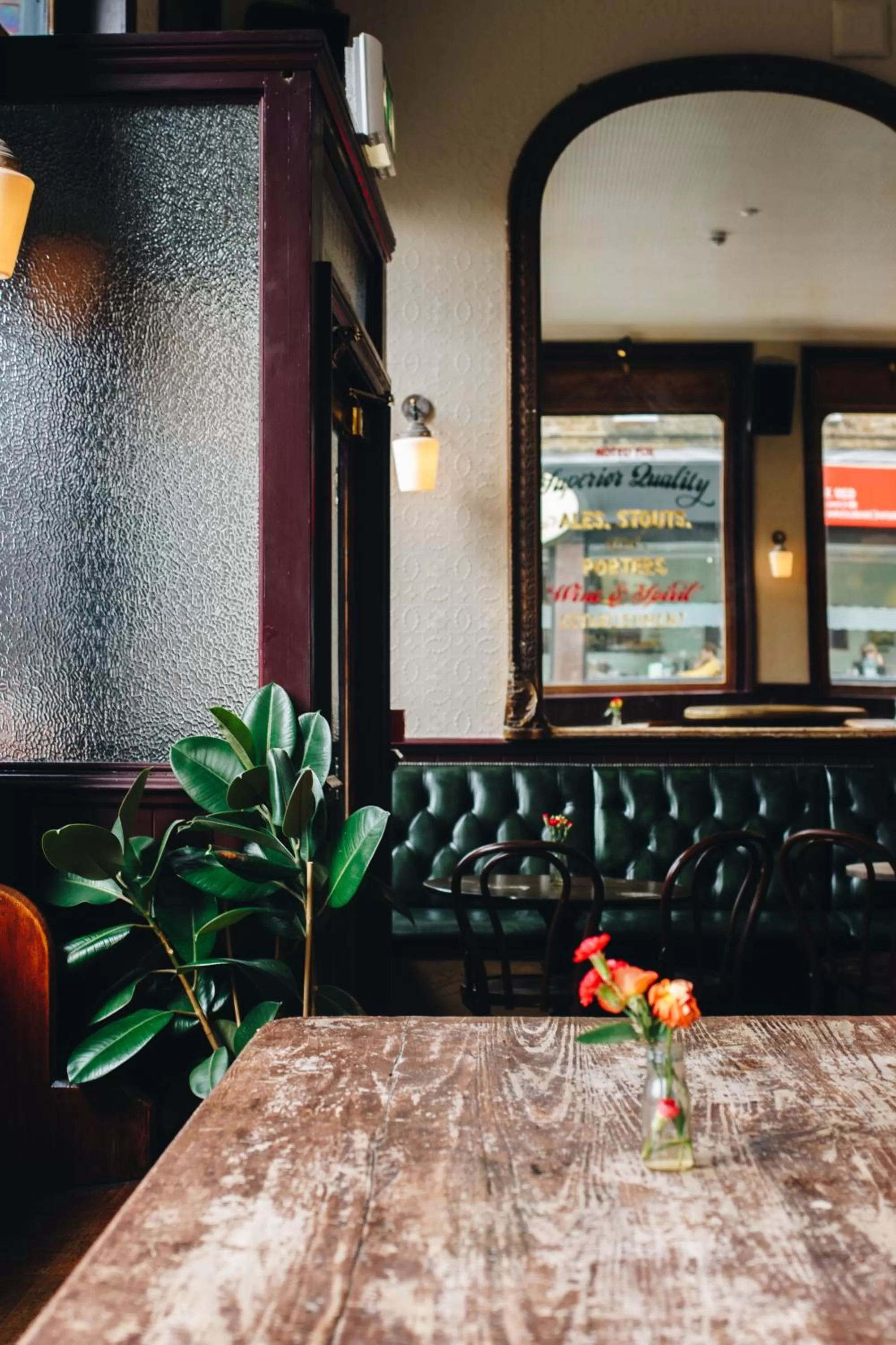 Lounge or bar in Camden Enterprise Hotel