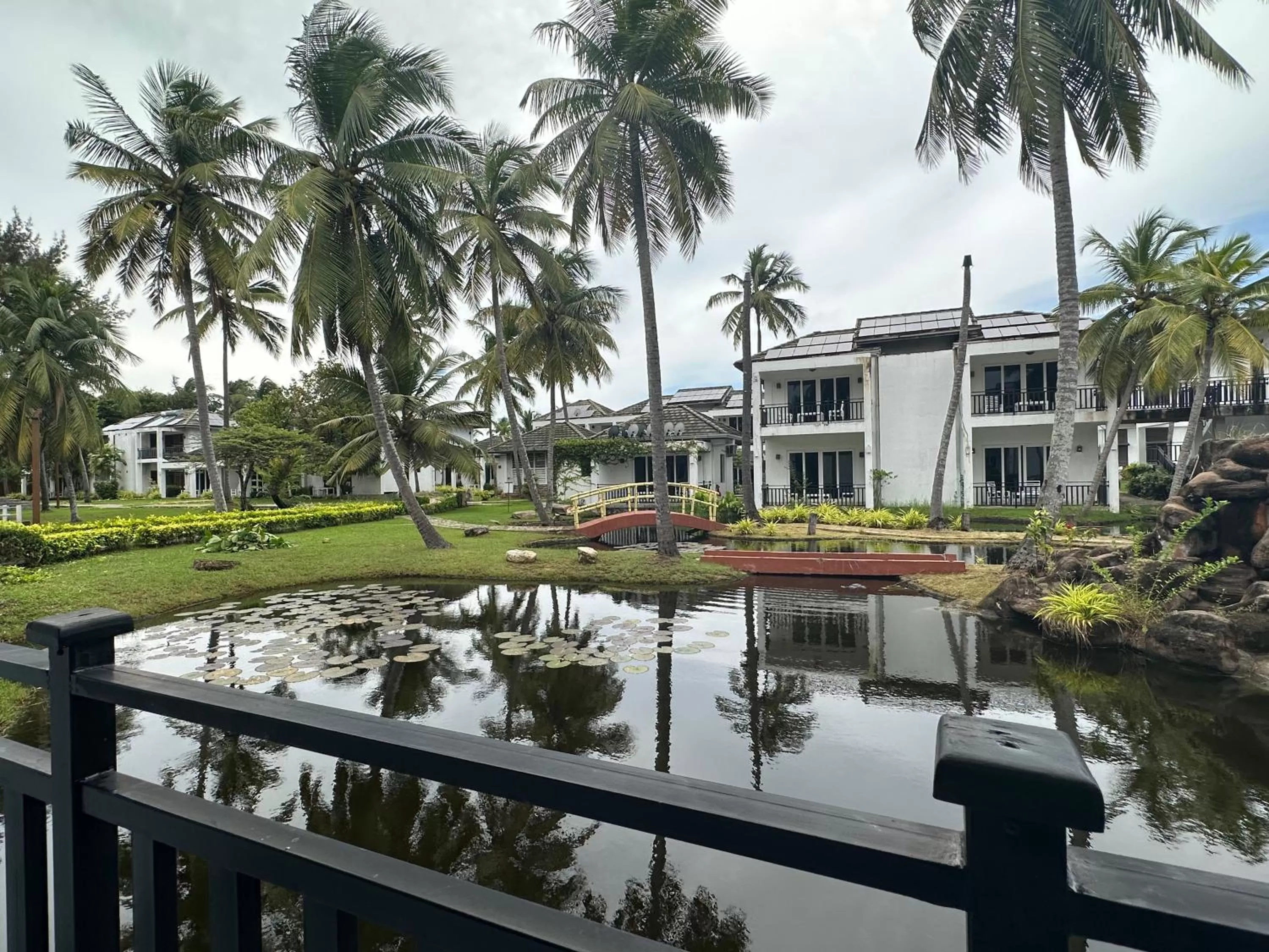 Property building in Amaluna Resorts