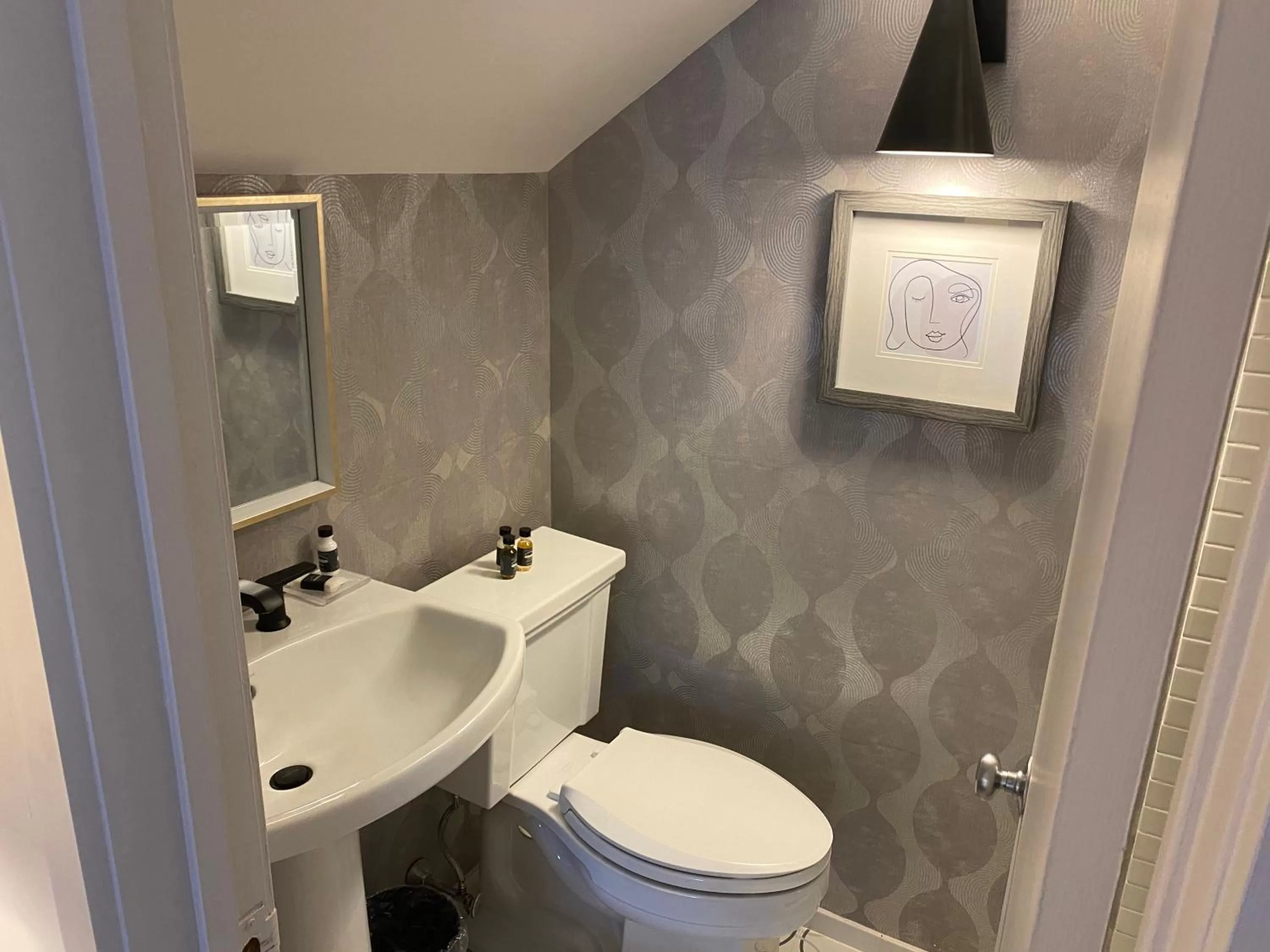 Toilet in The Cornell Inn, Lenox & The Berkshires