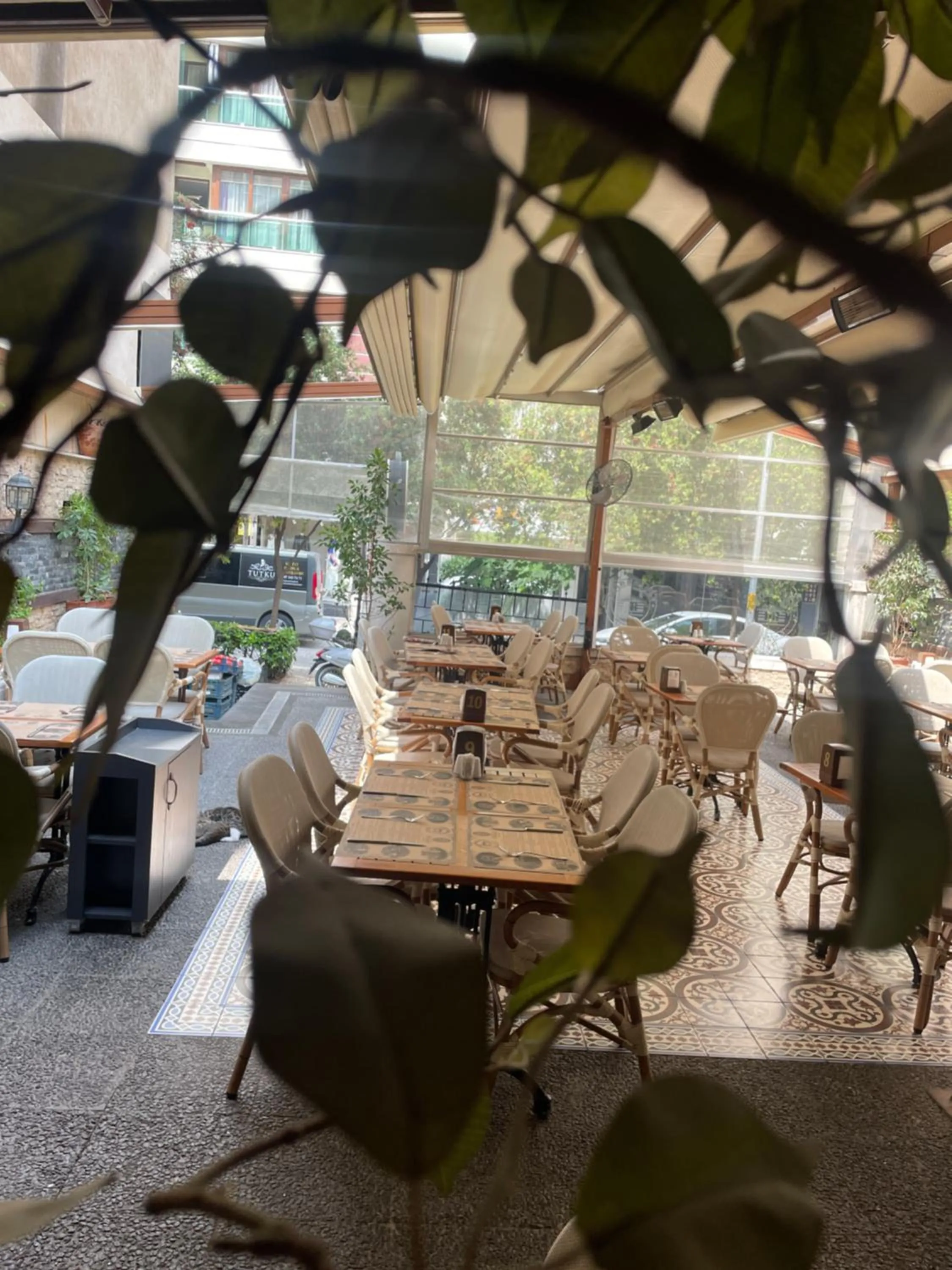 Restaurant/places to eat in Giritligil Hotel