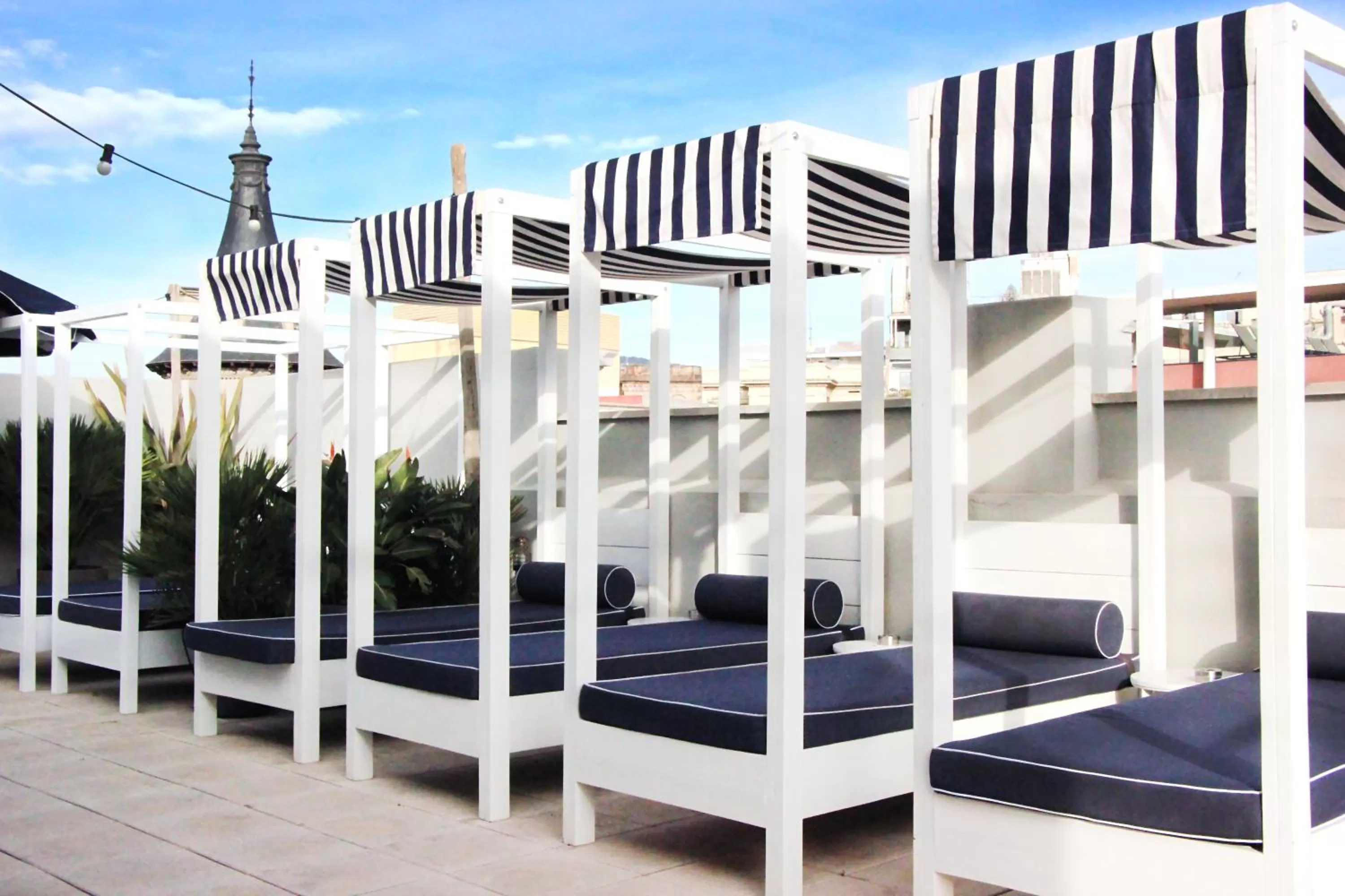 Balcony/Terrace in Hotel Midmost by Majestic Hotel Group