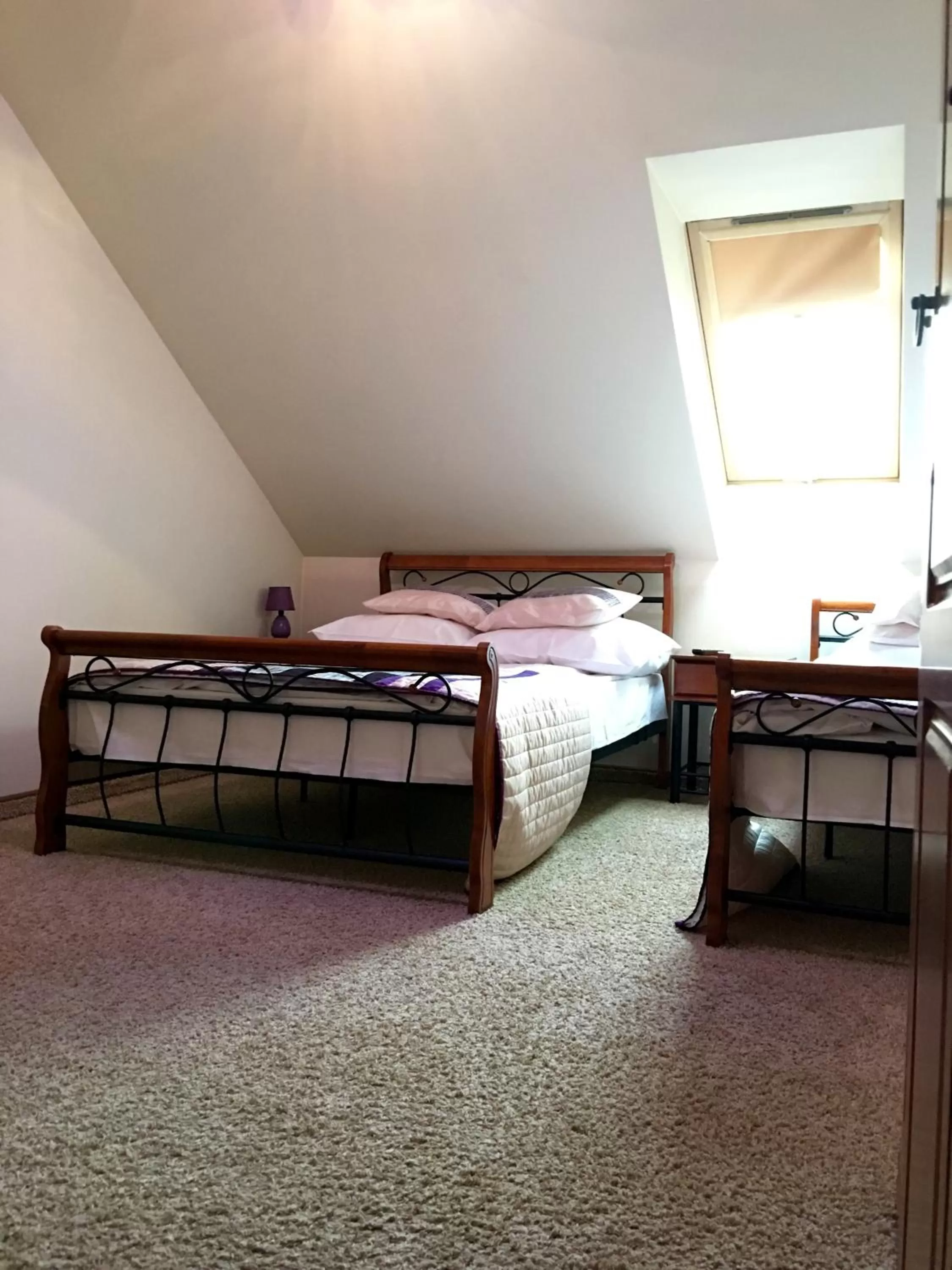 Photo of the whole room in Dworek w Dawnej Szkole