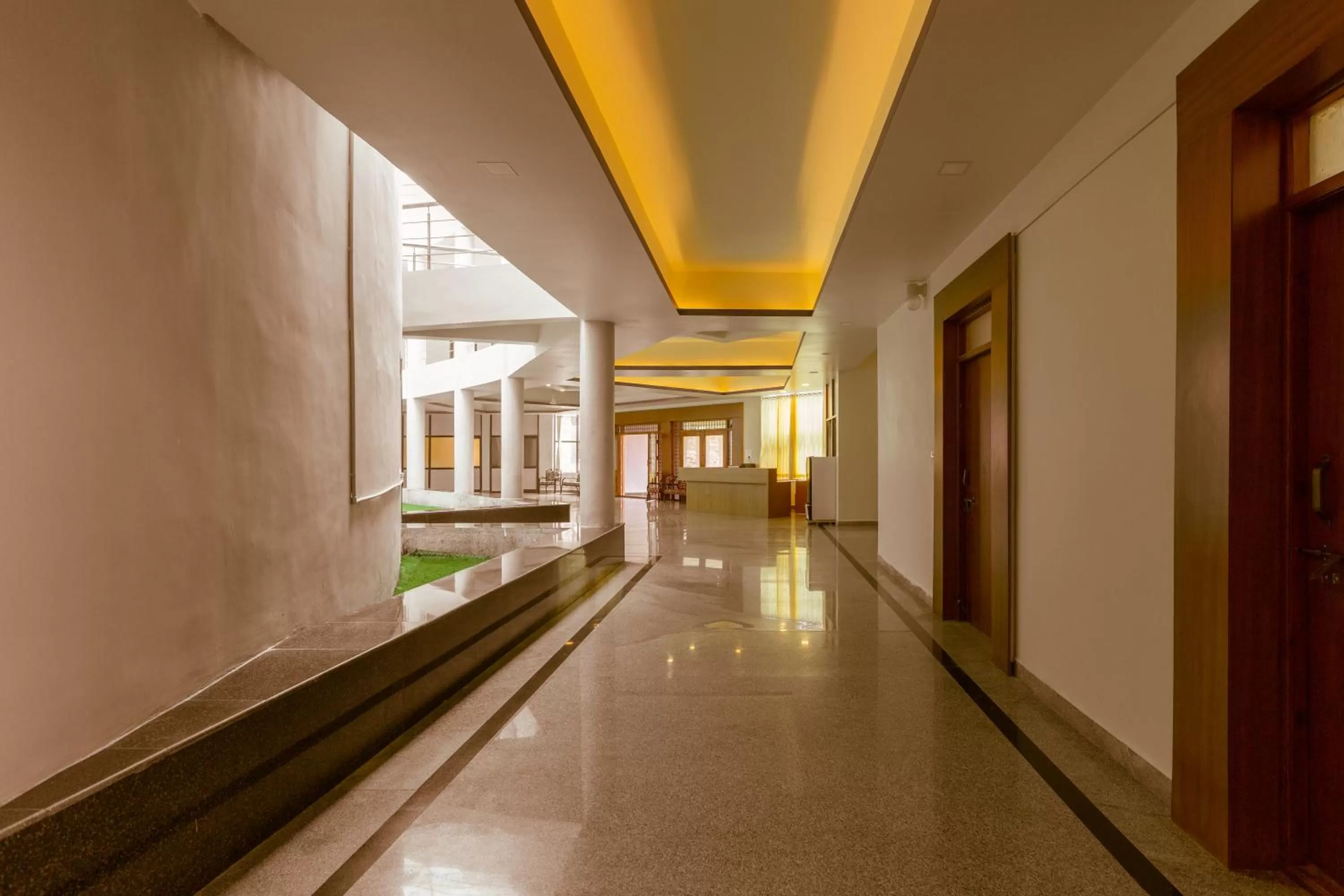 KSTDC Hotel Mayura Krishna Almatti