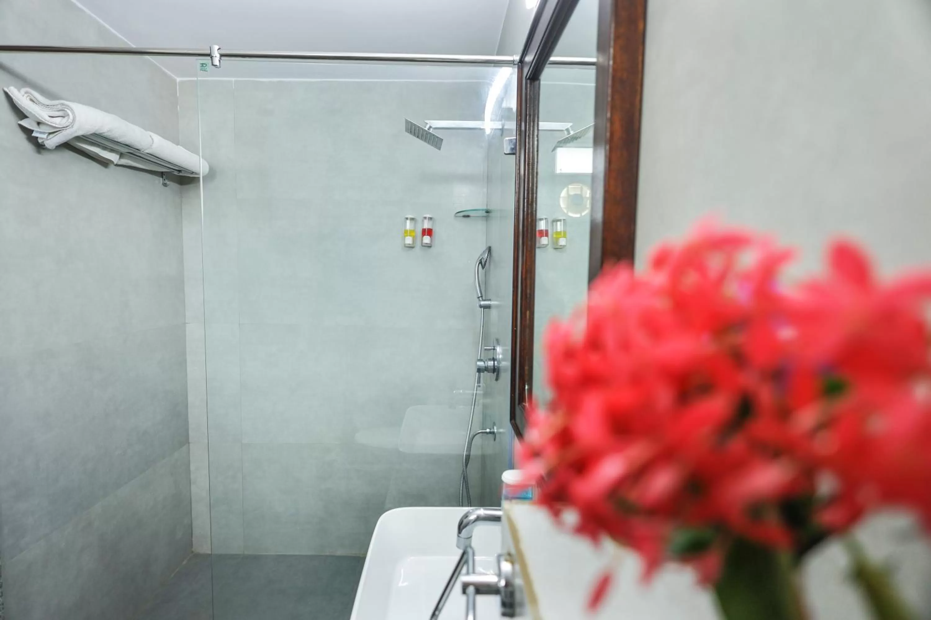 Bathroom in Revaas Lake View Boutique Stay