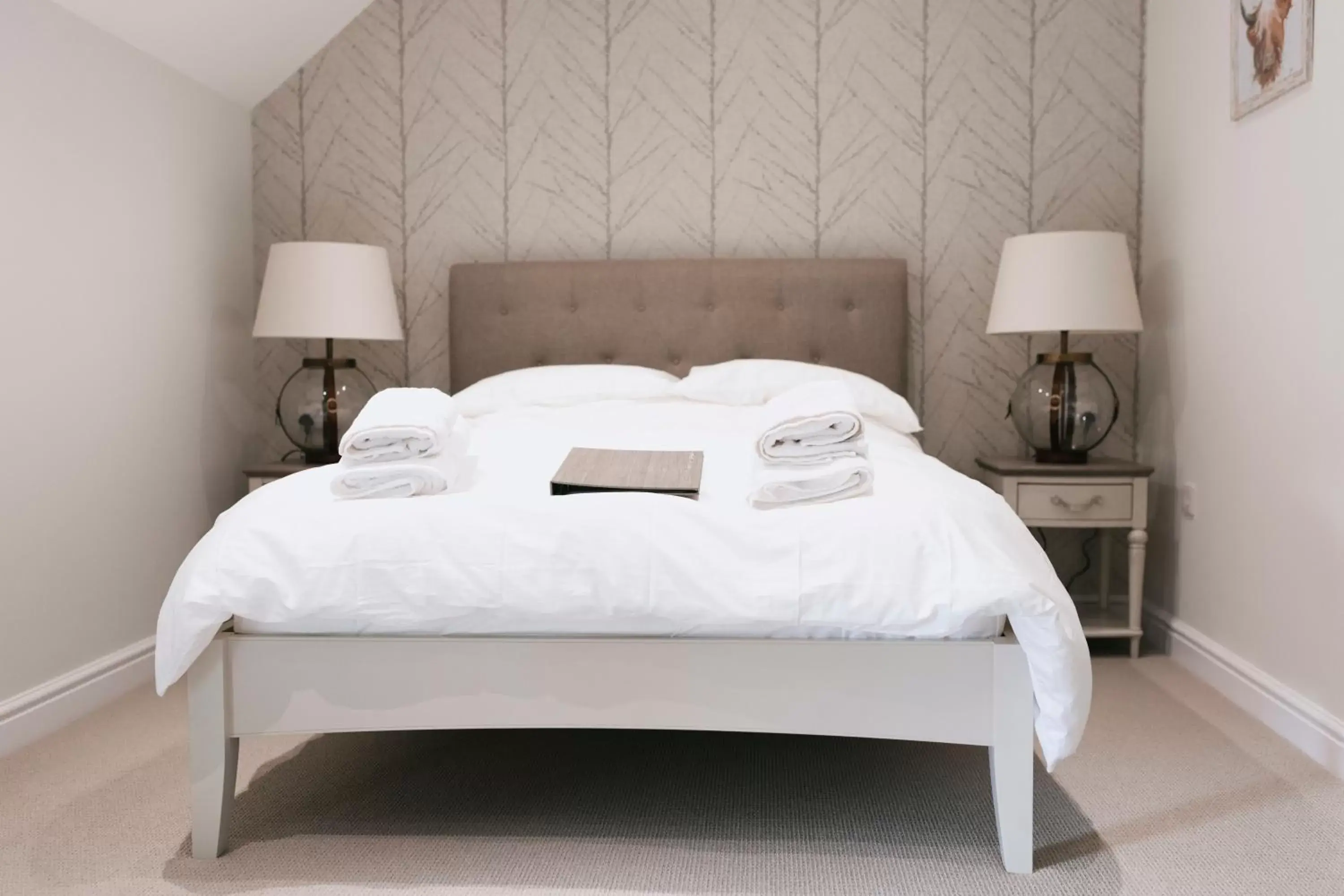 Deluxe Double Room in Tuppenhurst Barn Deluxe Double Room in Tuppenhurst Barn