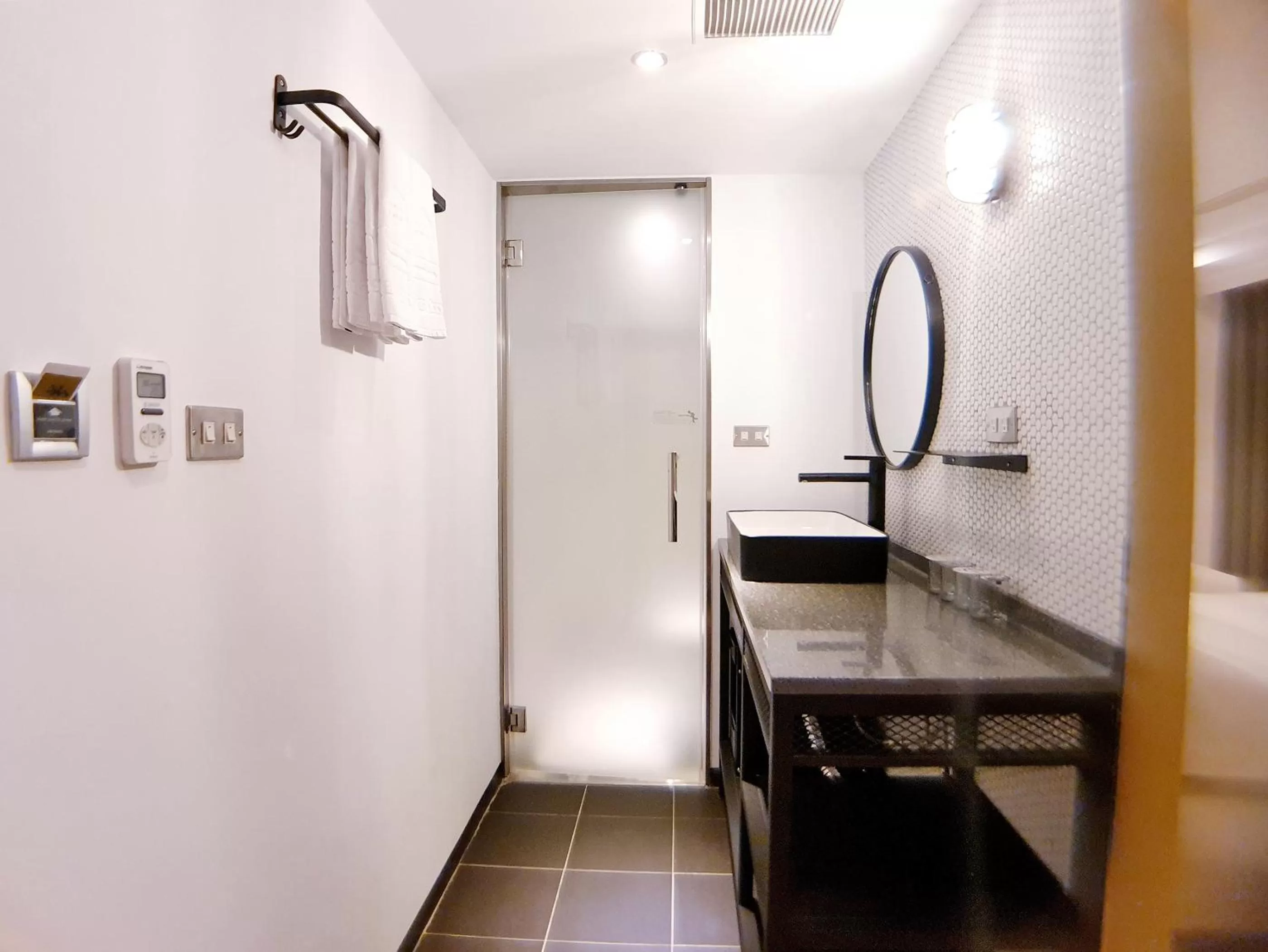 Bathroom in River inn Station