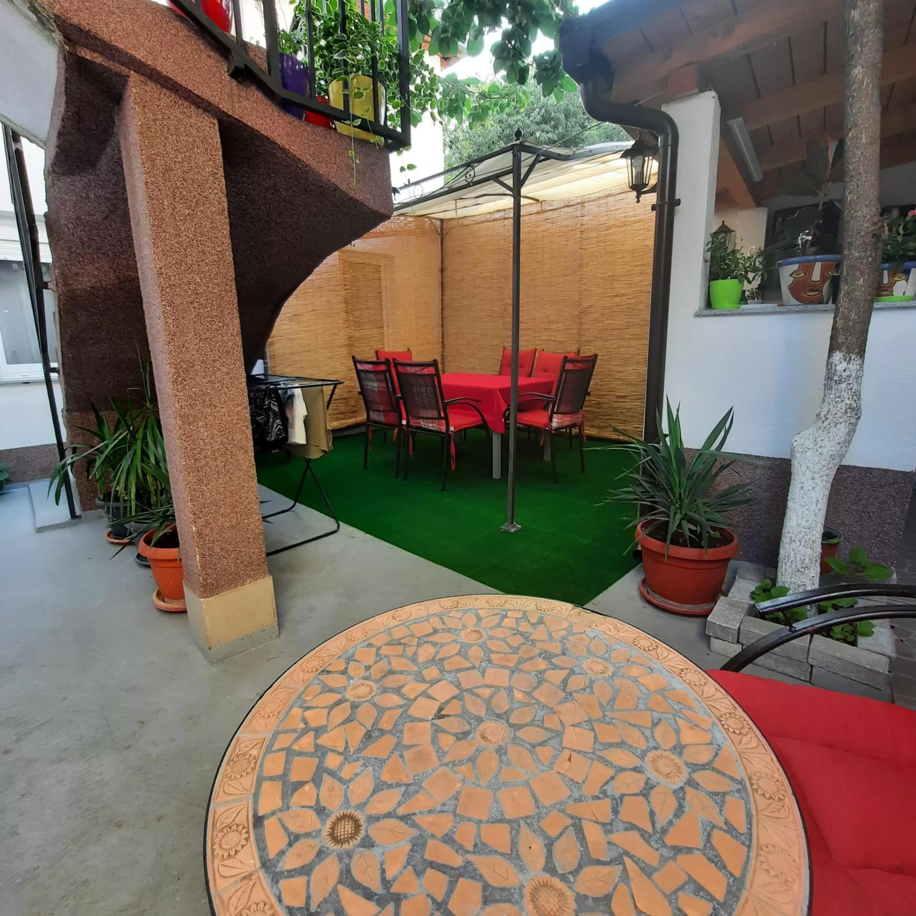 Garden in Guest House Nana