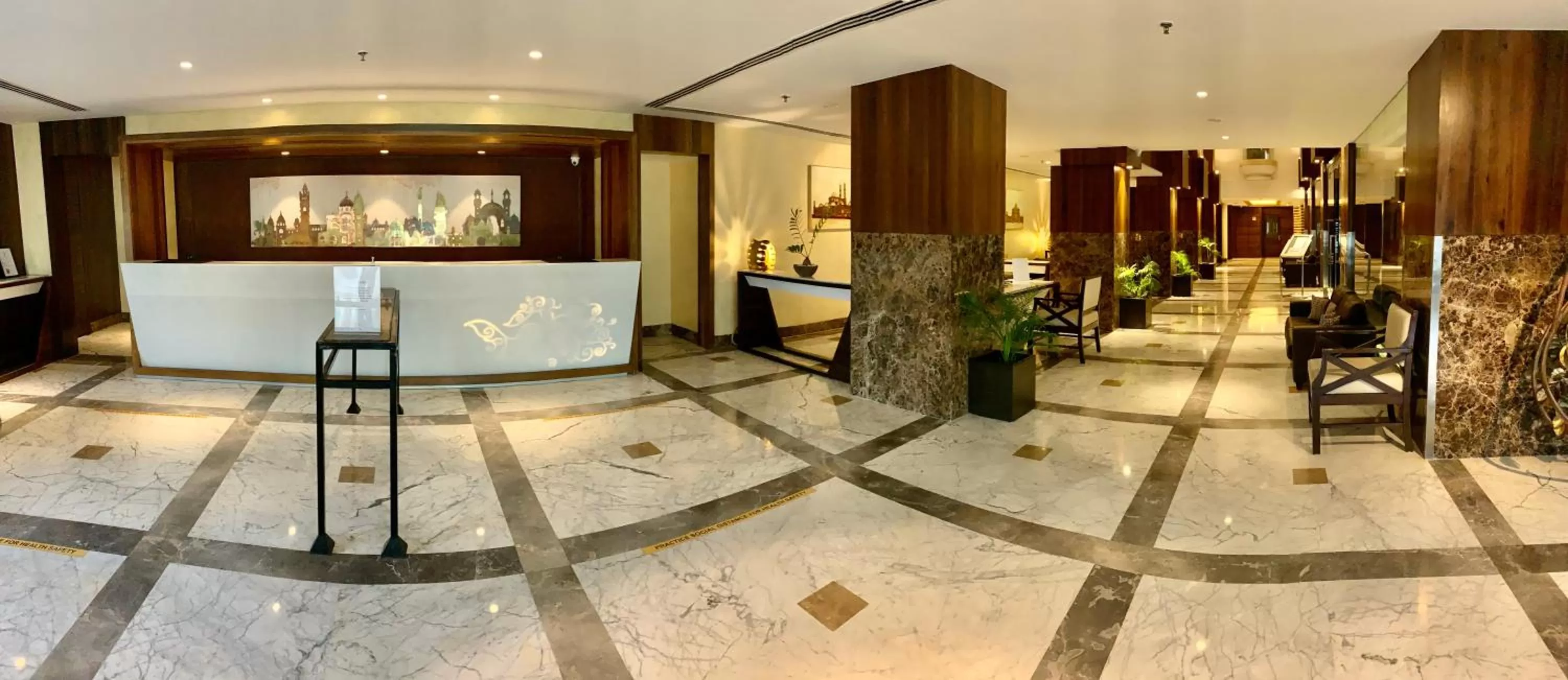 Lobby or reception in Vivanta Vadodara