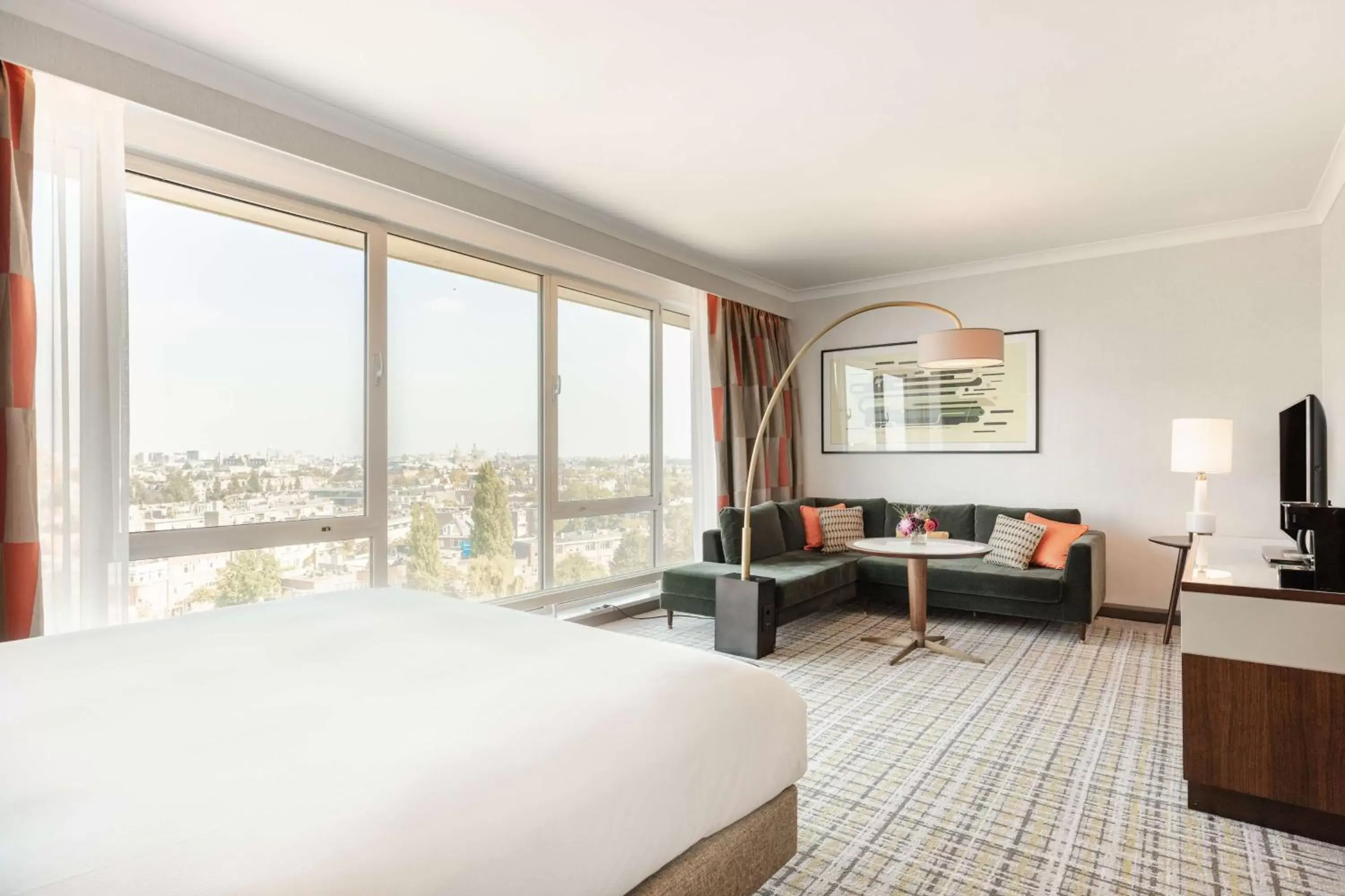 King Junior Suite Canal View High Floor in Hilton Amsterdam King Junior Suite Canal View High Floor in Hilton Amsterdam