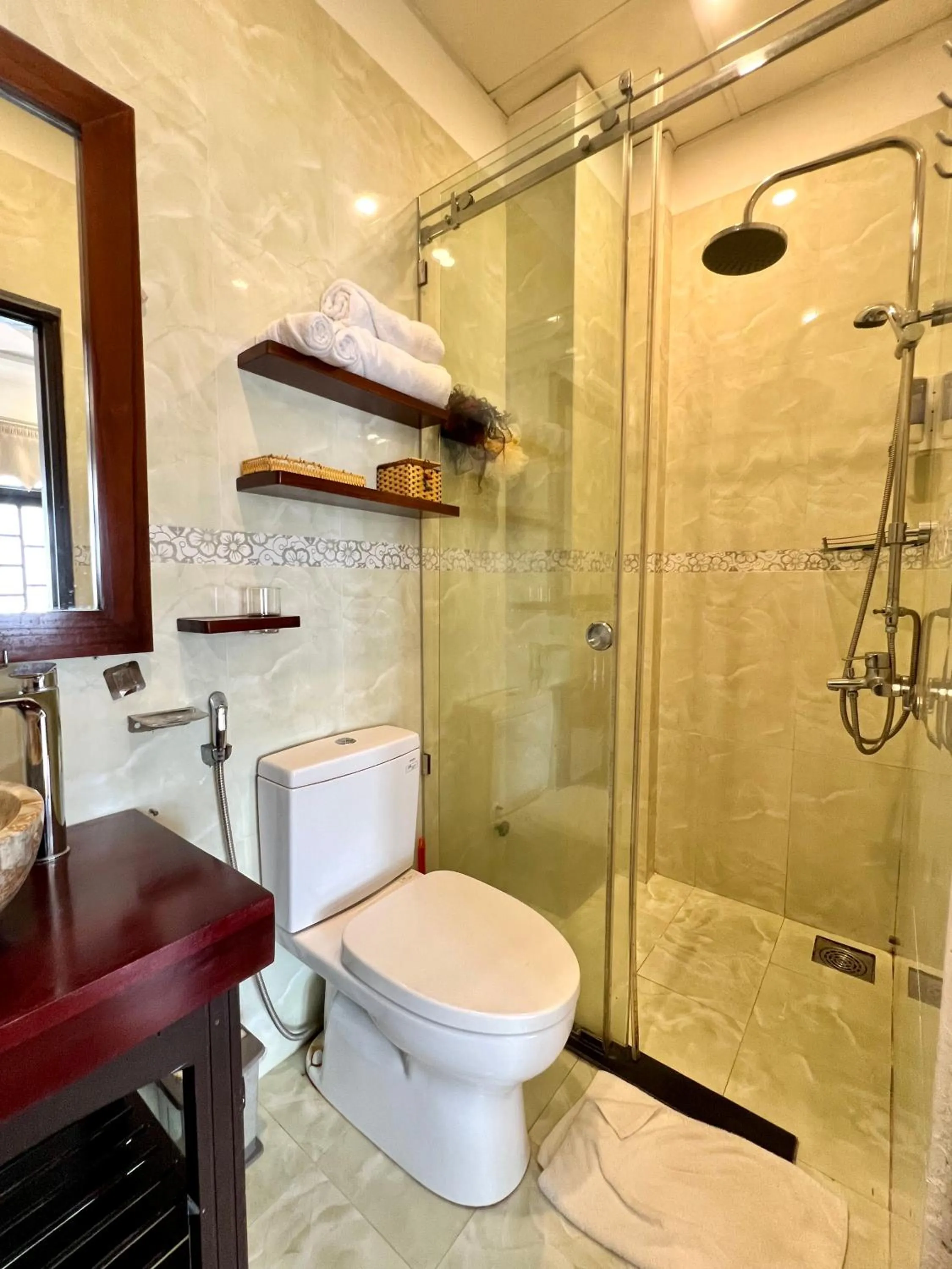 Shower in Hoi An Ngo Homestay