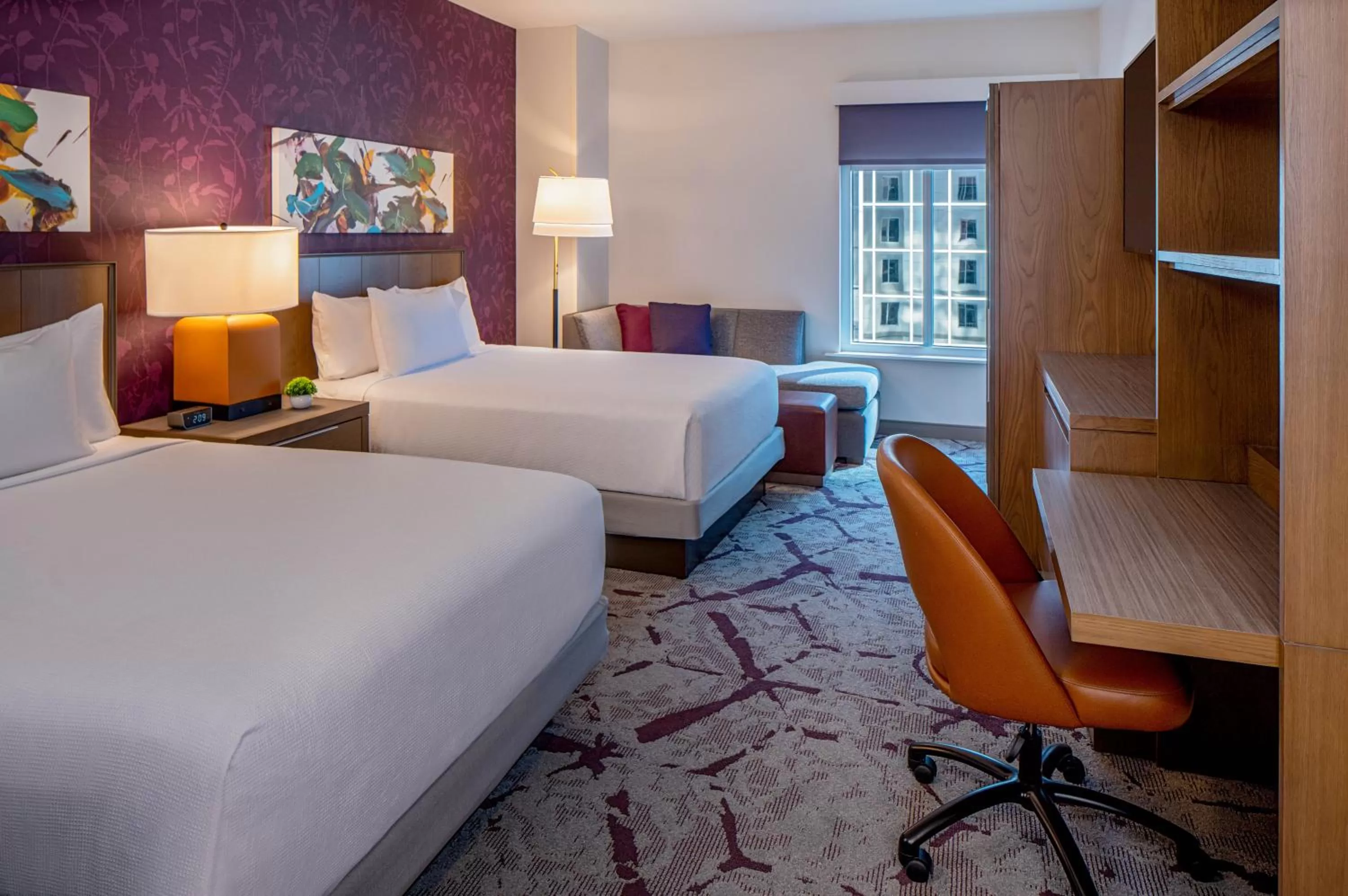 Bed in Hyatt House Tampa Downtown