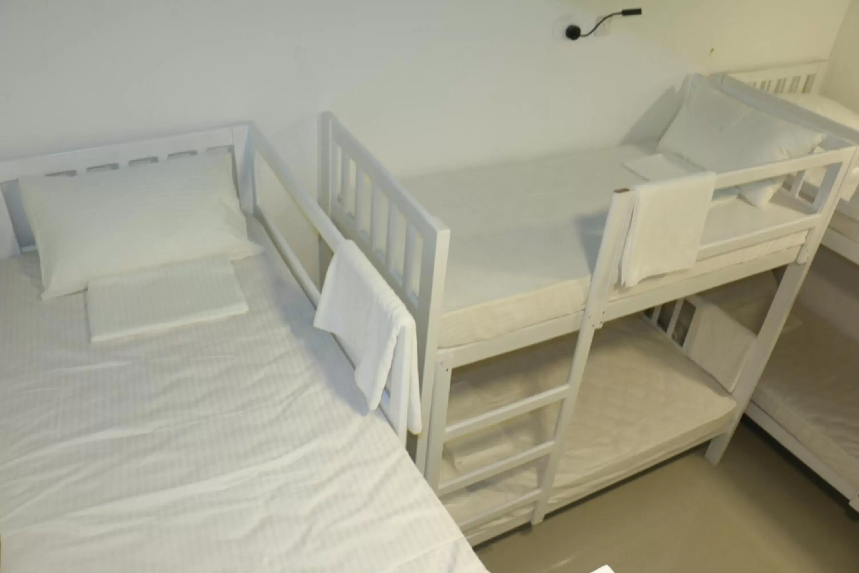 Bed in 4-Bed Female Dormitory Room with City View in Villa 92 City Stay Bed in 4-Bed Female Dormitory Room with City View in Villa 92 City Stay