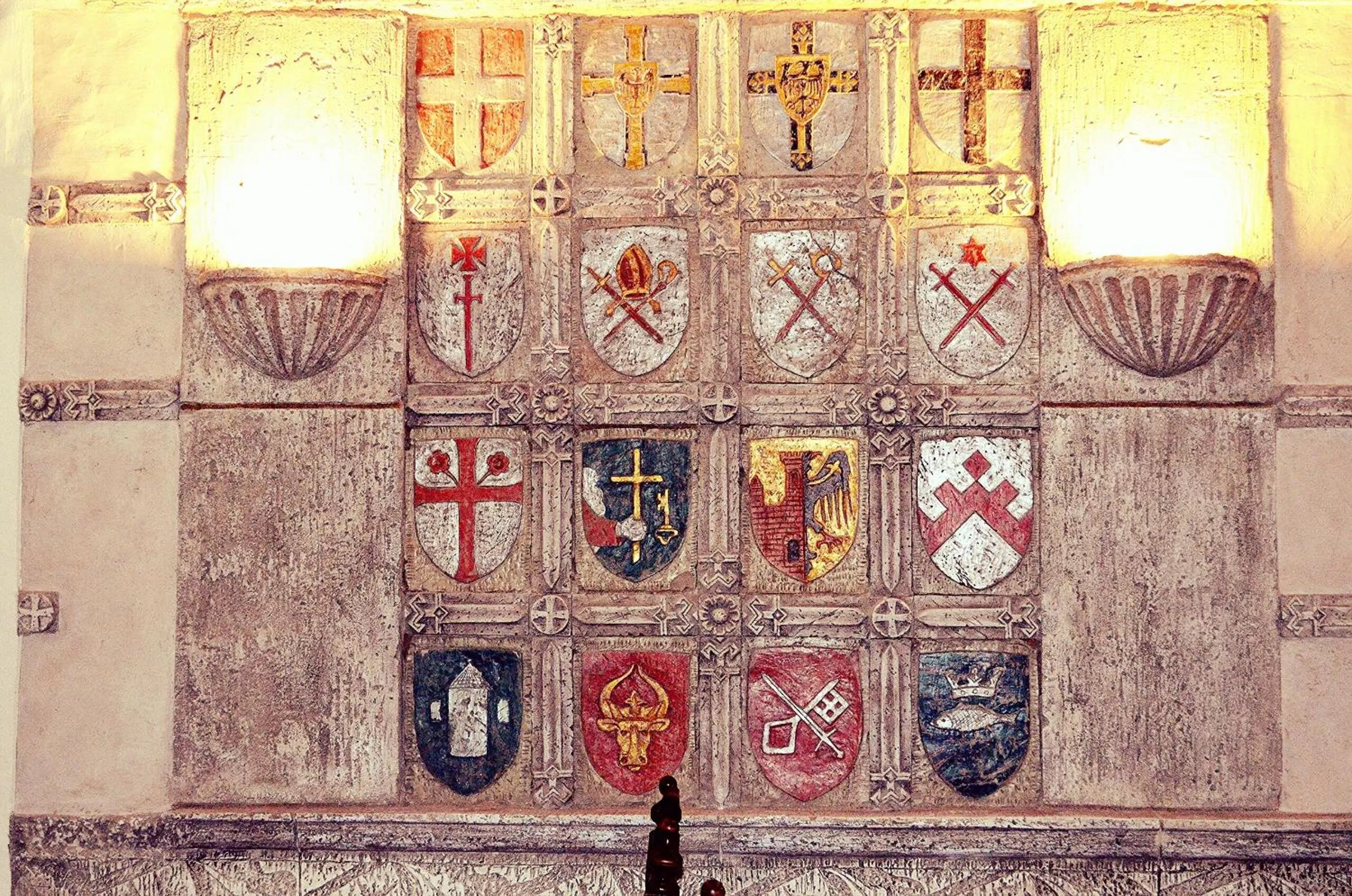 Restaurant/places to eat in Three Crowns Residents