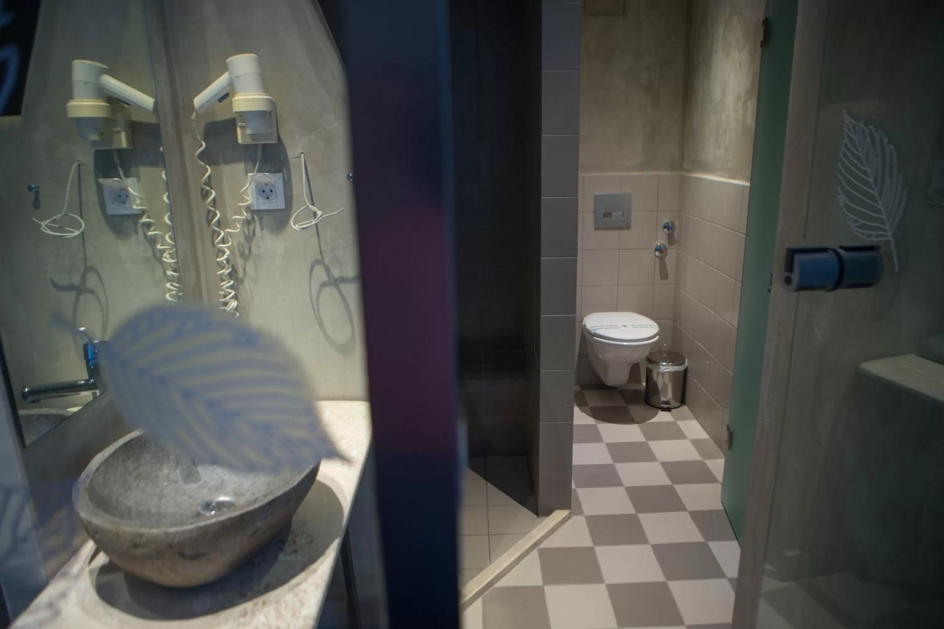 Bathroom in Metropolitan