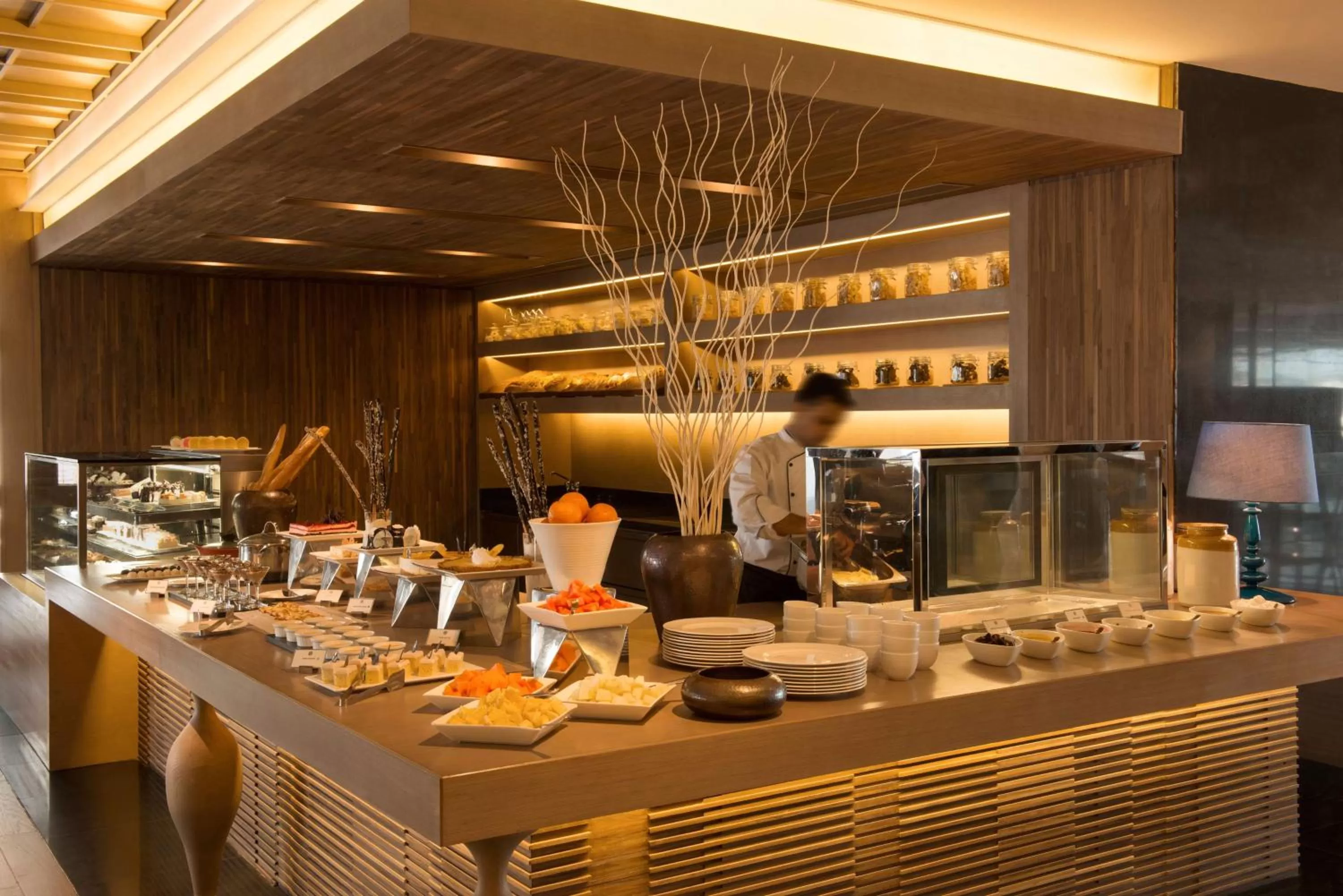 Restaurant/places to eat in Hyatt Regency Ludhiana