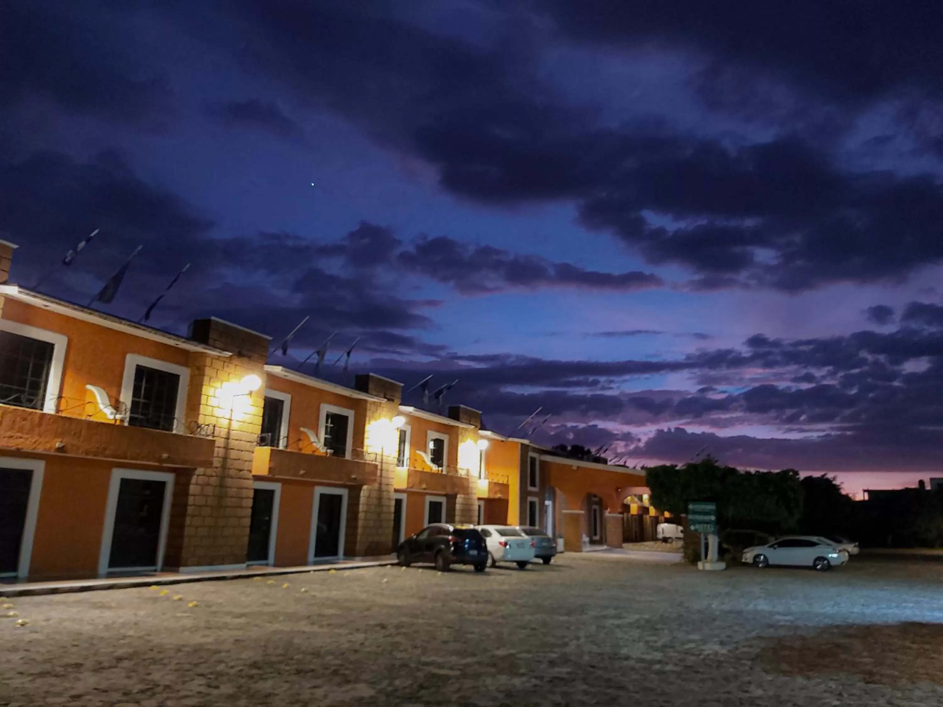 Property building in Hotel Meson del Puente