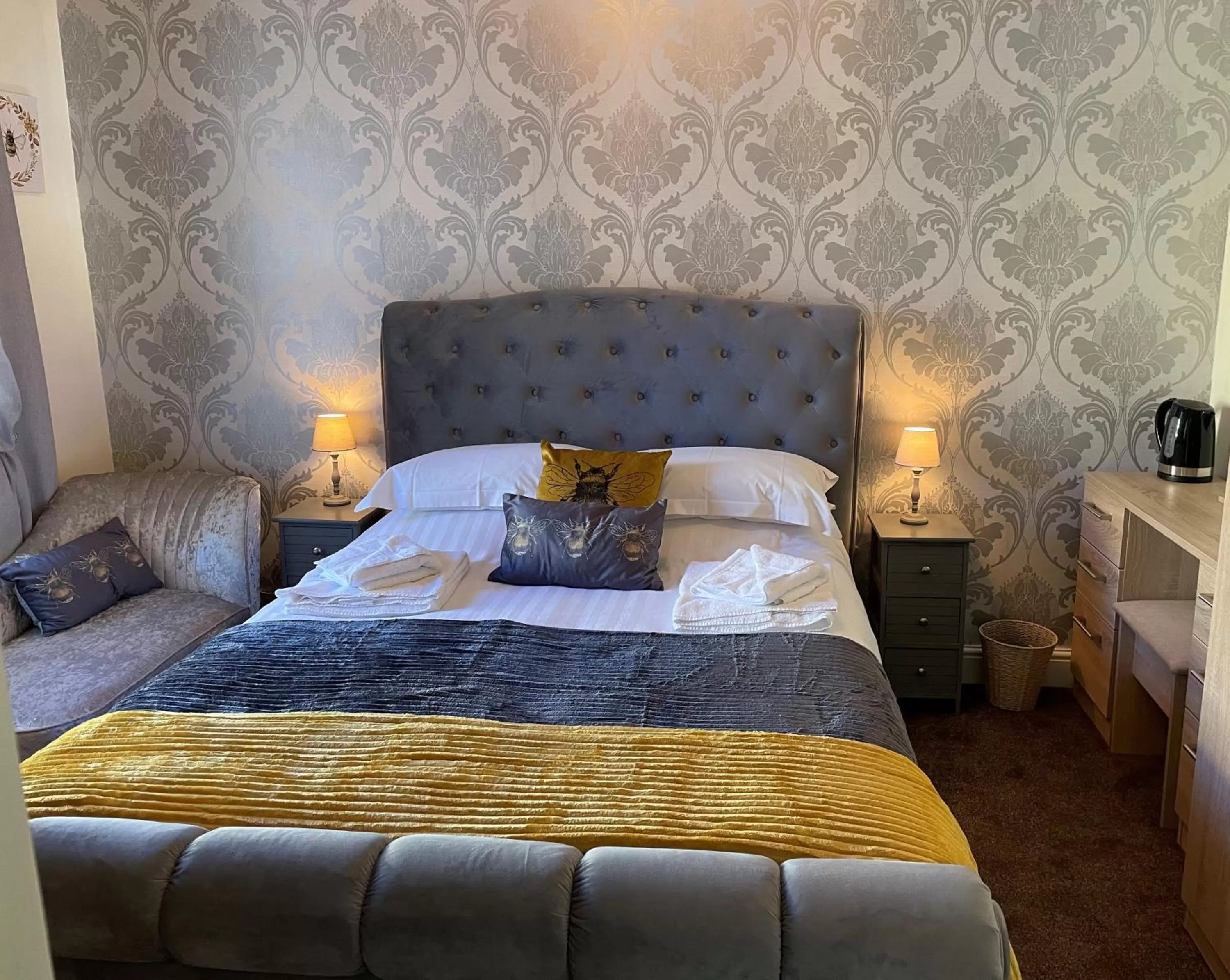 Bed in Manor House Hotel and Restaurant