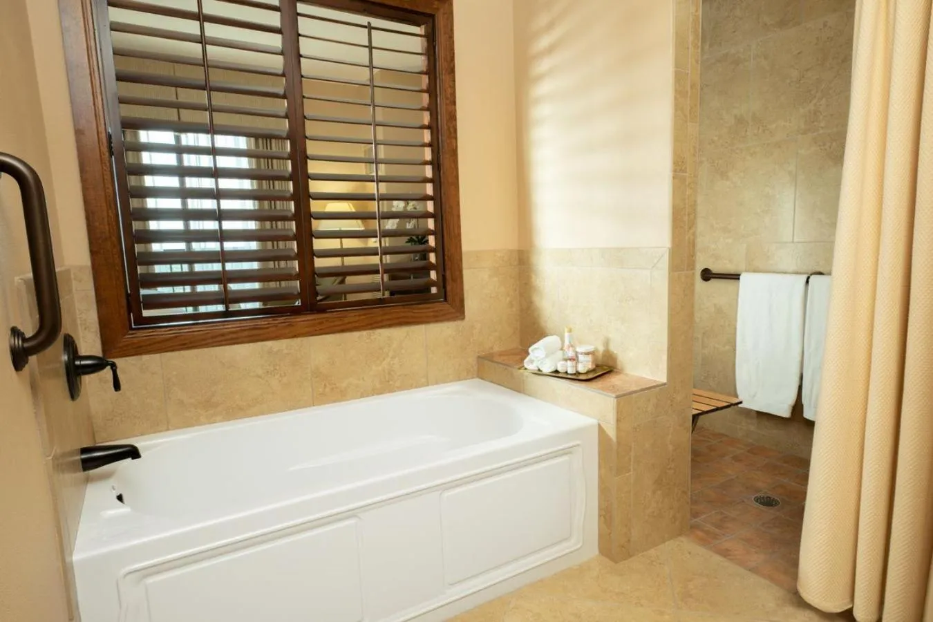 Bathroom in Hotel Viata