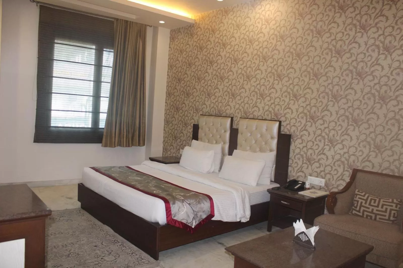 Photo of the whole room, Bed in Hotel Leela Grande