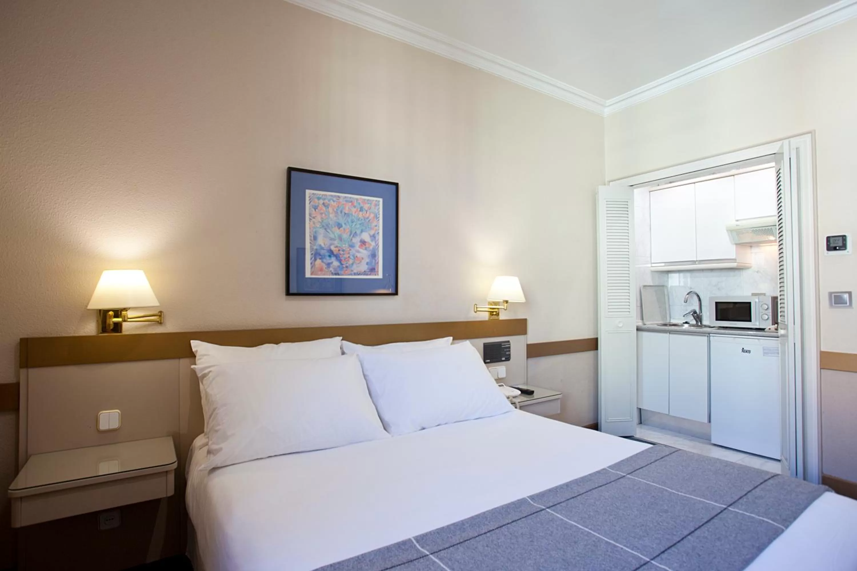 Bed in Espahotel Gran Vía