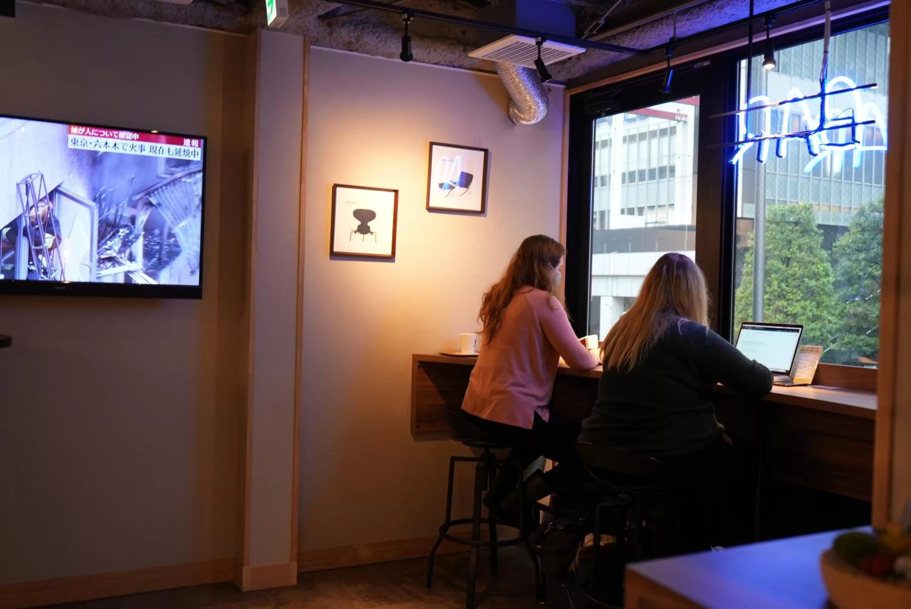 Communal lounge/ TV room in UNDER RAILWAY HOTEL AKIHABARA