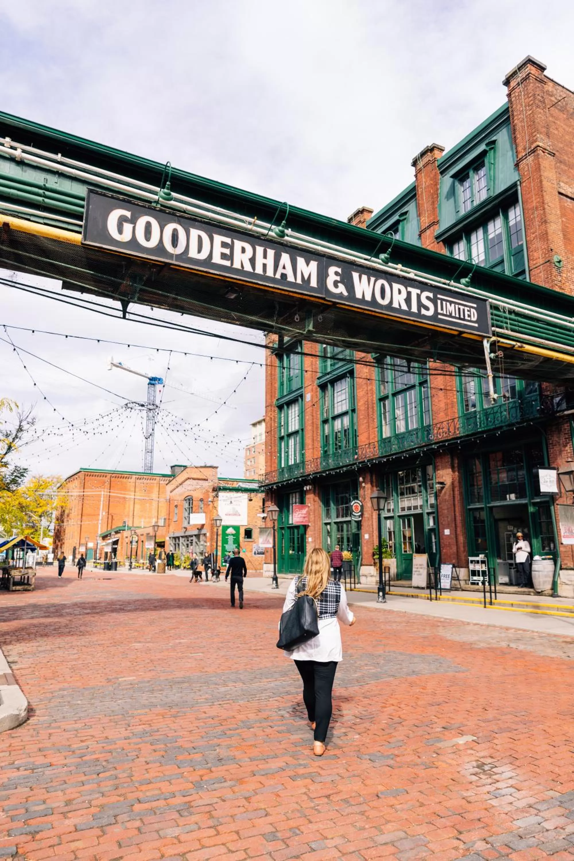 Neighbourhood in InterContinental Toronto Centre by IHG