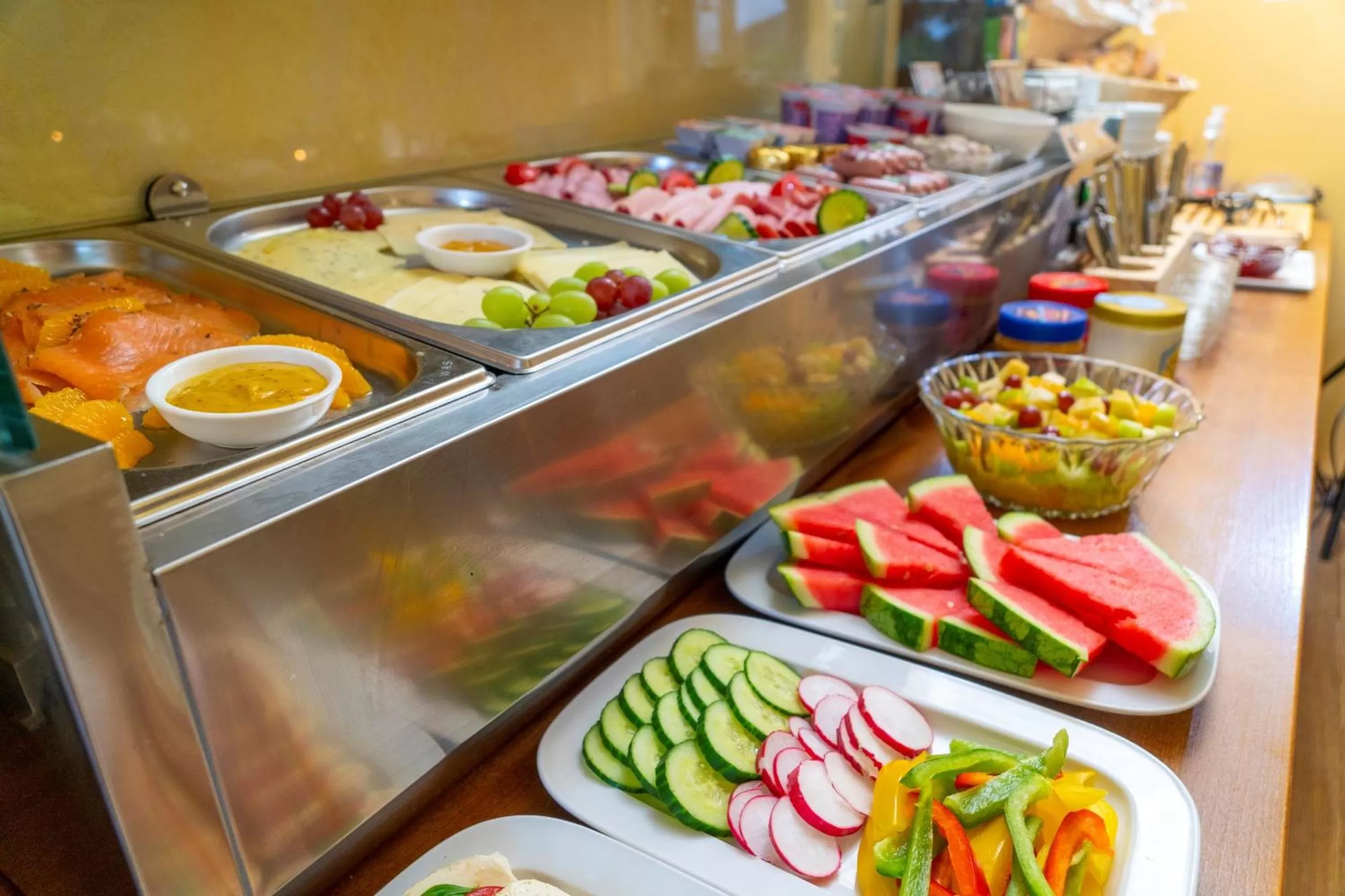 Breakfast in Hotel Holsteinische Schweiz am Dieksee