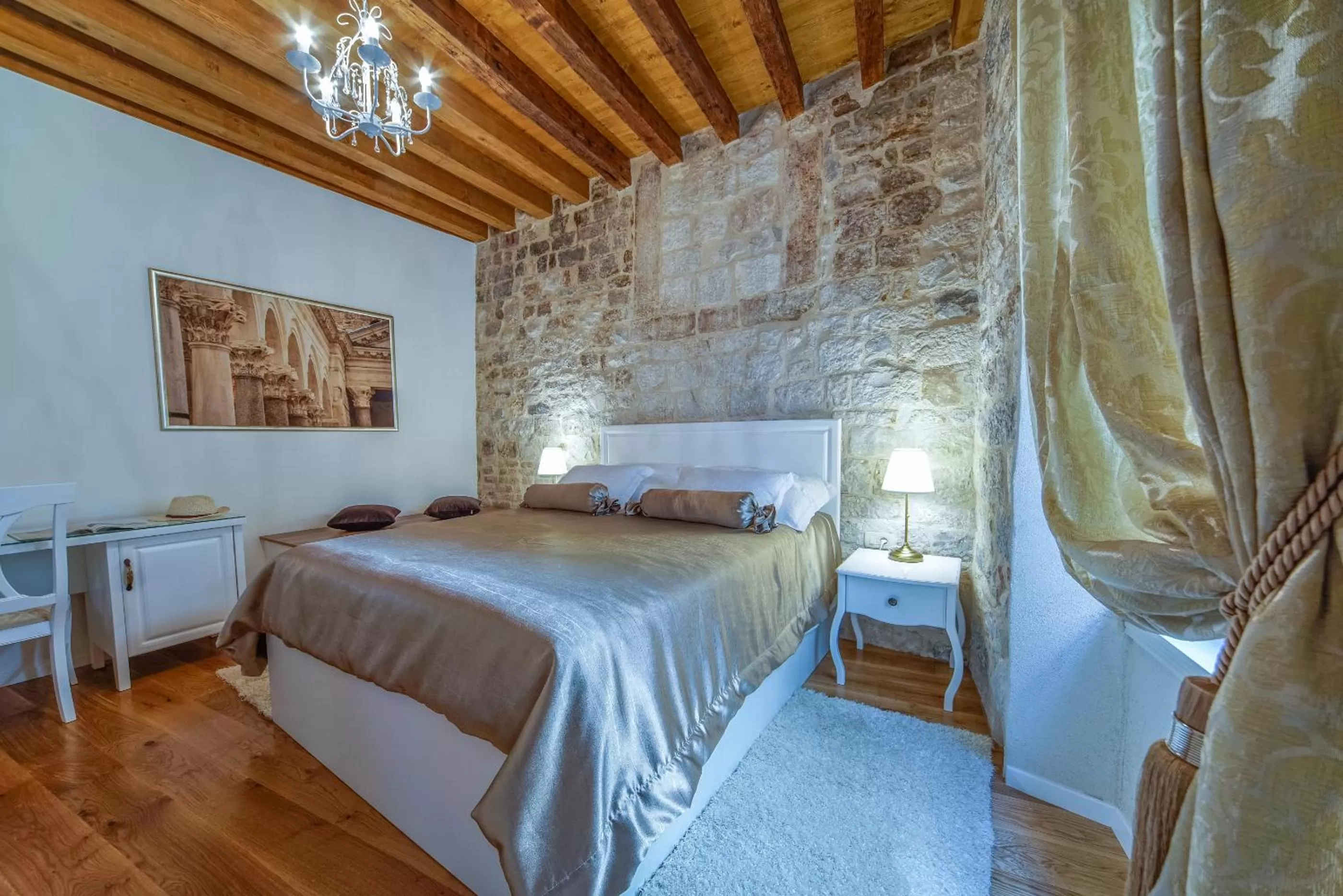 Photo of the whole room, Bed in Villa Split Heritage Hotel