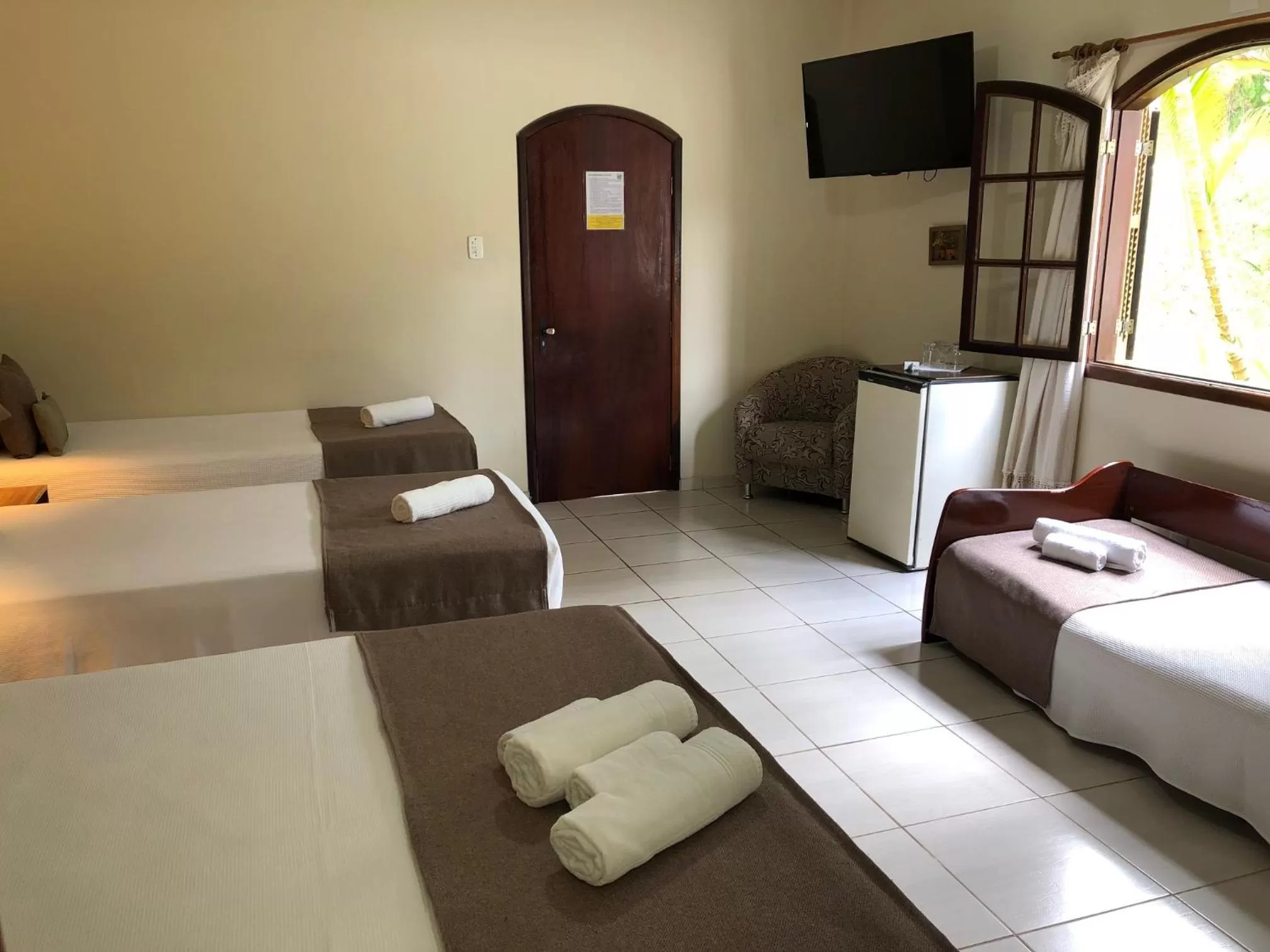 Photo of the whole room, Seating Area in Pousada Le Sapê