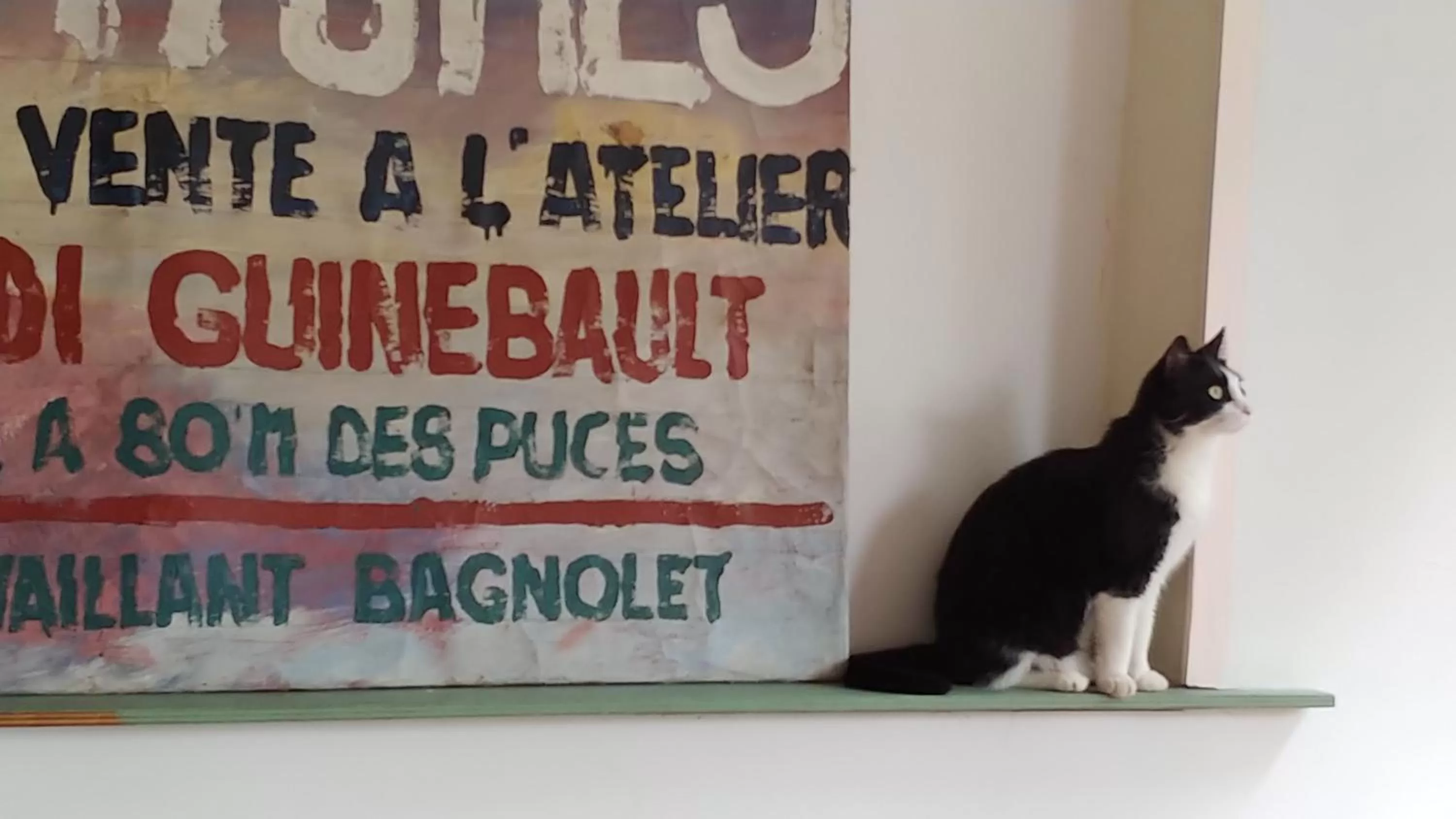 Decorative detail in Hôtel Le Victoria