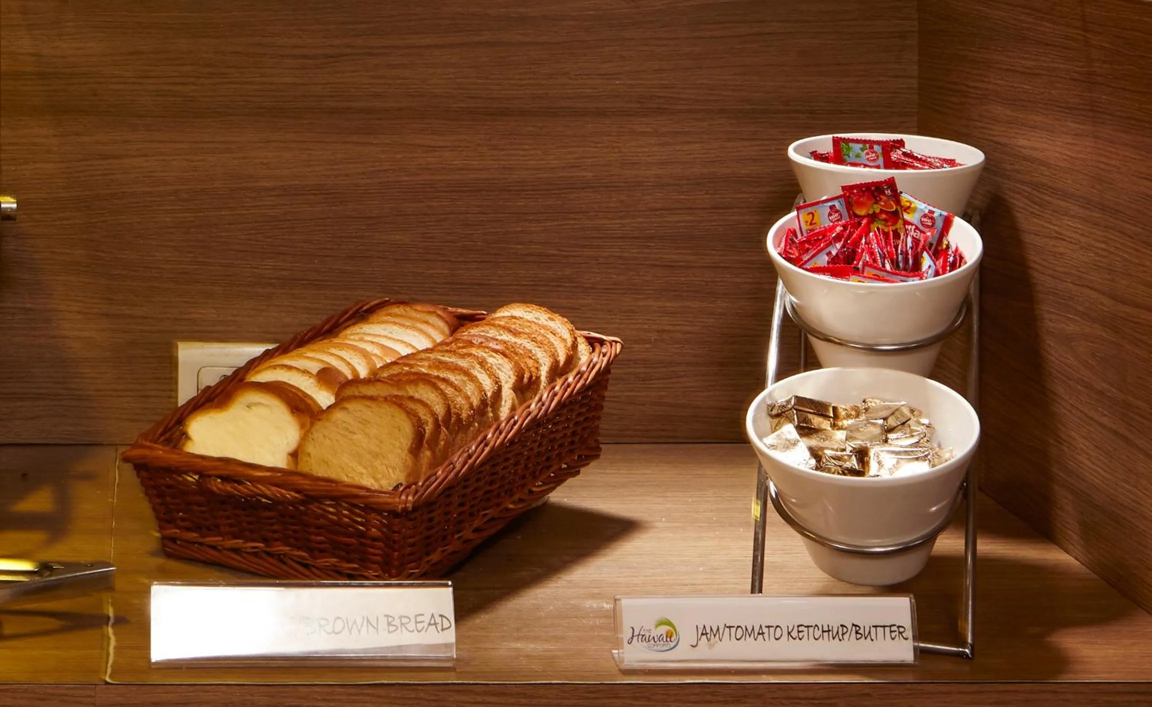 Buffet breakfast in The Hawaii Comforts Panjim Donapaula