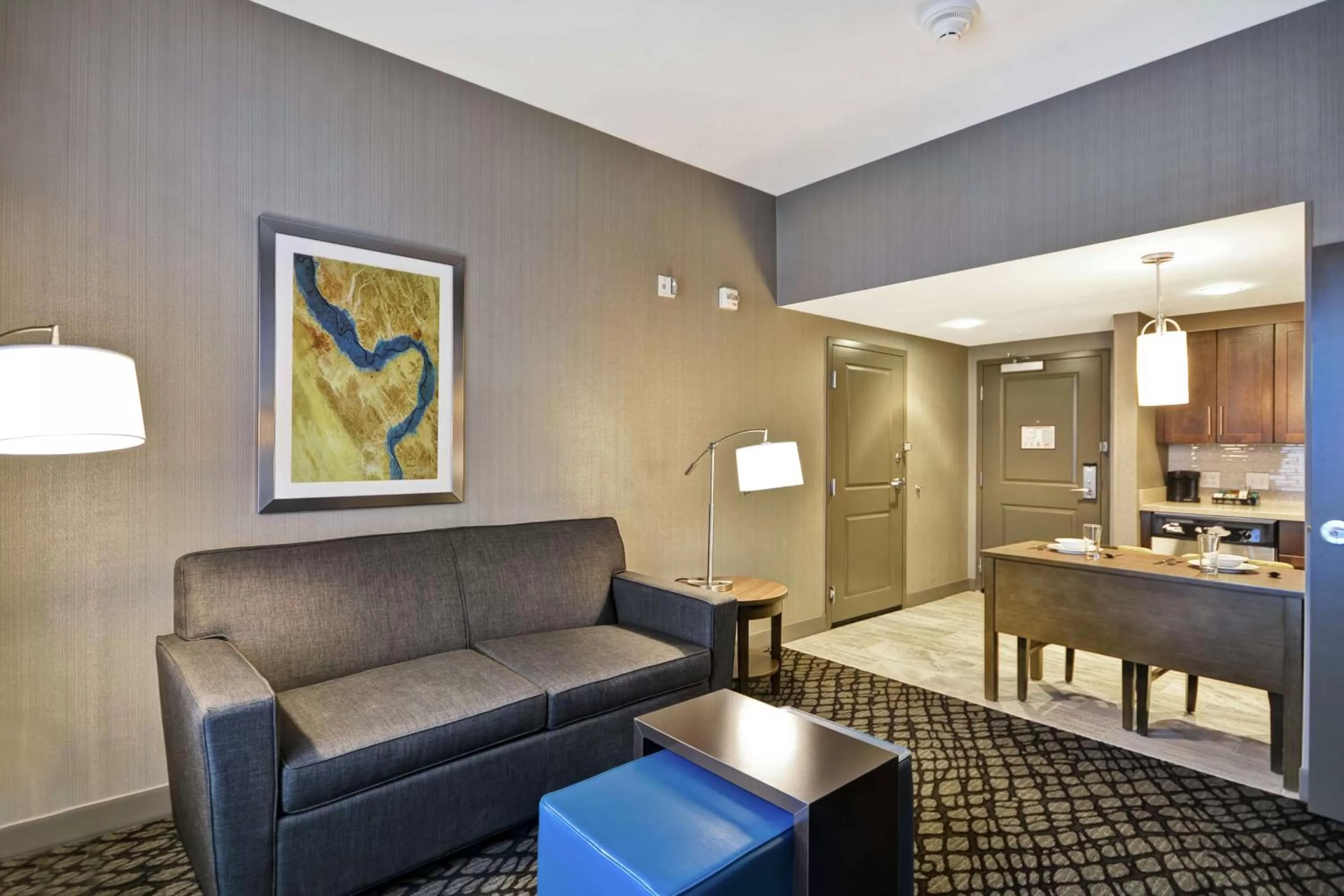 Kitchen or kitchenette in Homewood Suites By Hilton Warren Detroit