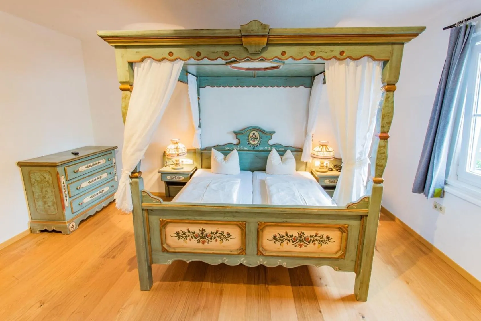 Bedroom, Bed in Aktivhotel Pehab - Dachstein Rooftop-Spa