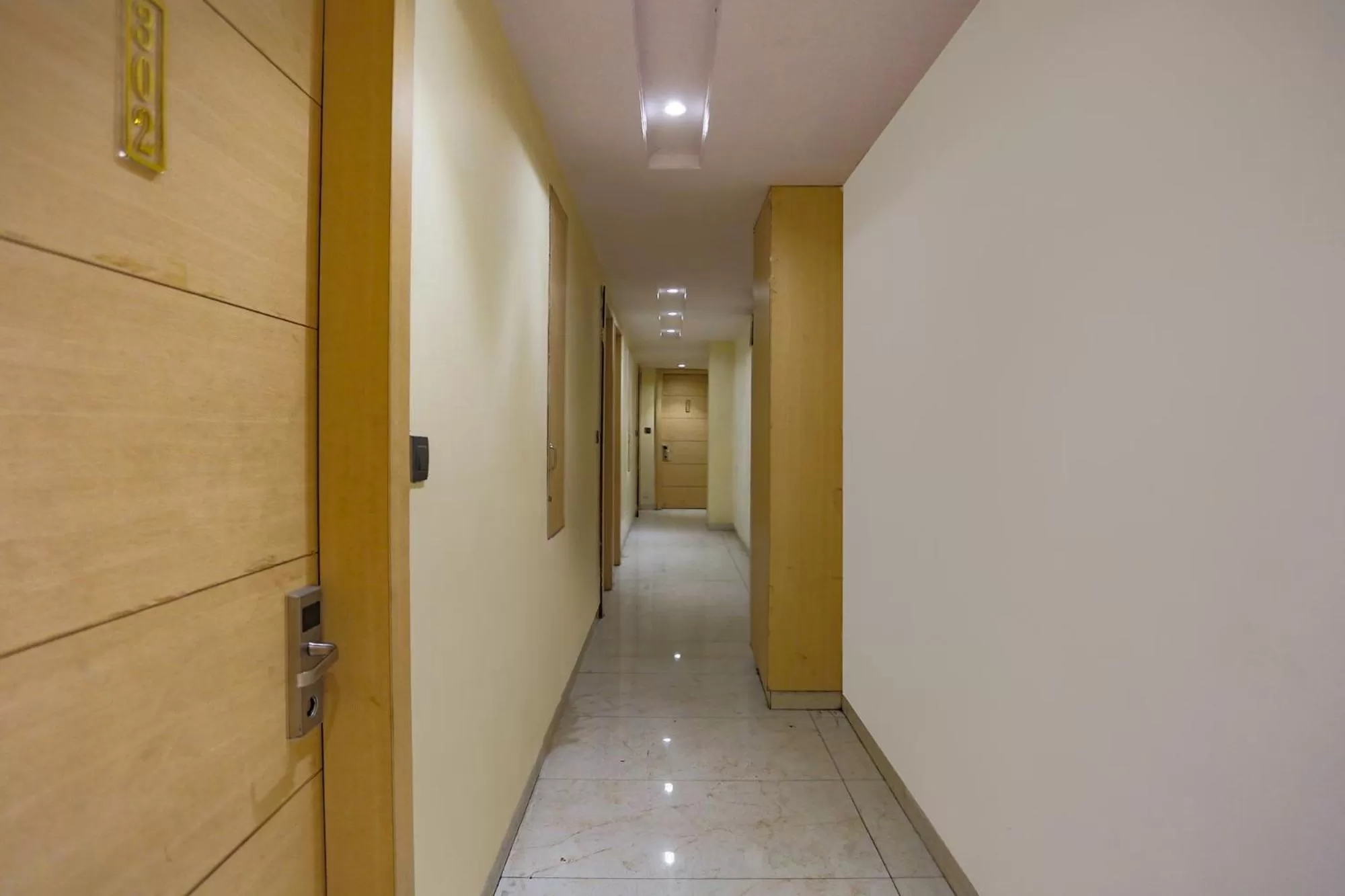 Lobby or reception in FabHotel Sun Park