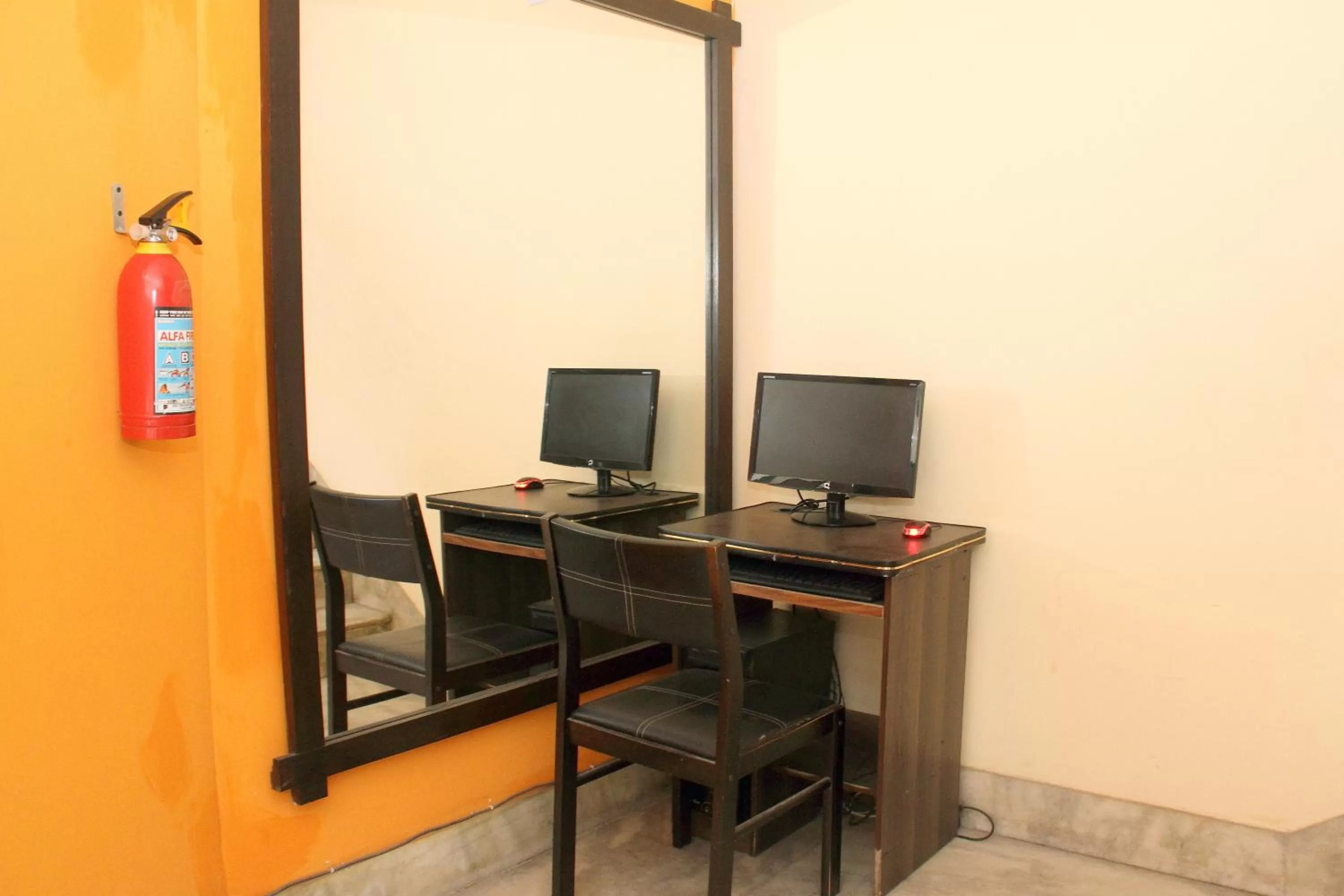 Other, TV/Entertainment Center in Hotel Family Home