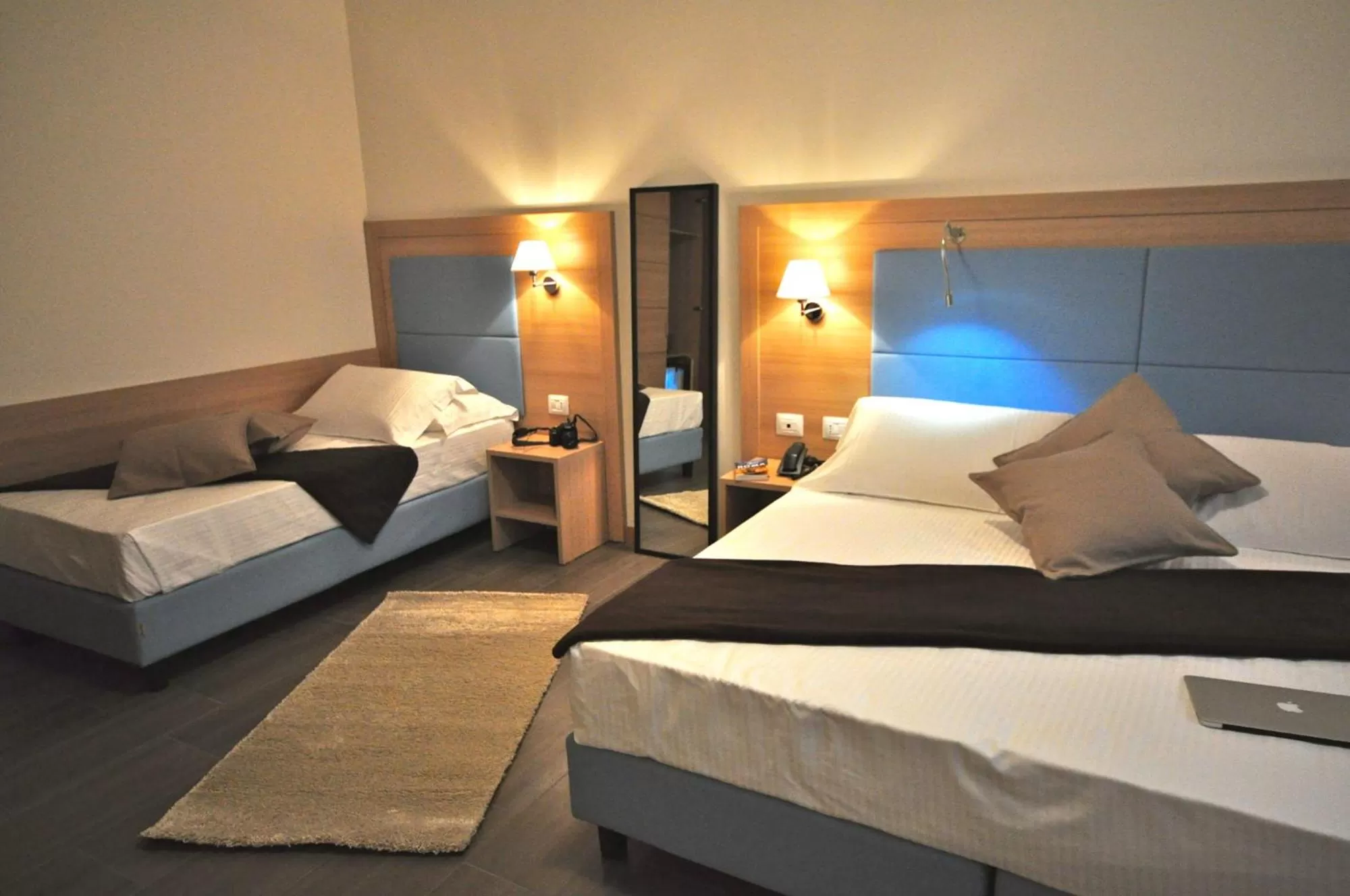 Photo of the whole room, Bed in Hotel 325 Tor Vergata