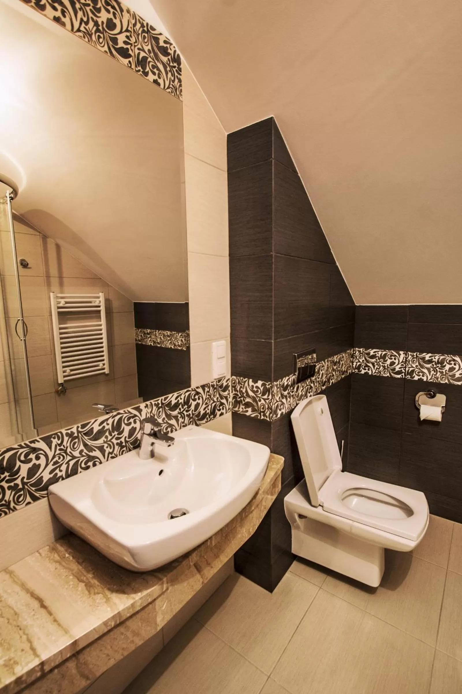 Bathroom in Hotel Tatarscy - ENERGYLANDIA