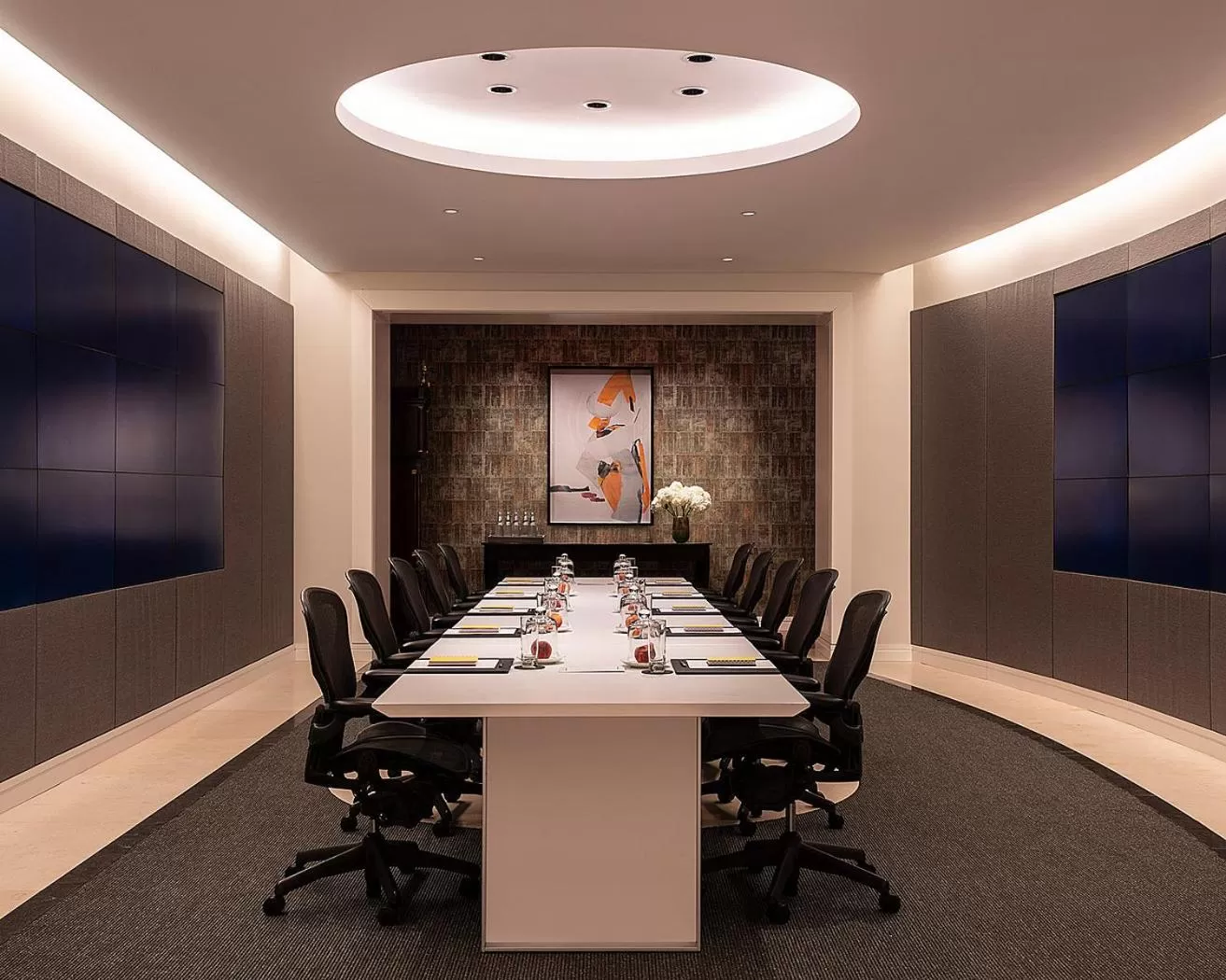 Meeting/conference room in Four Seasons Boston