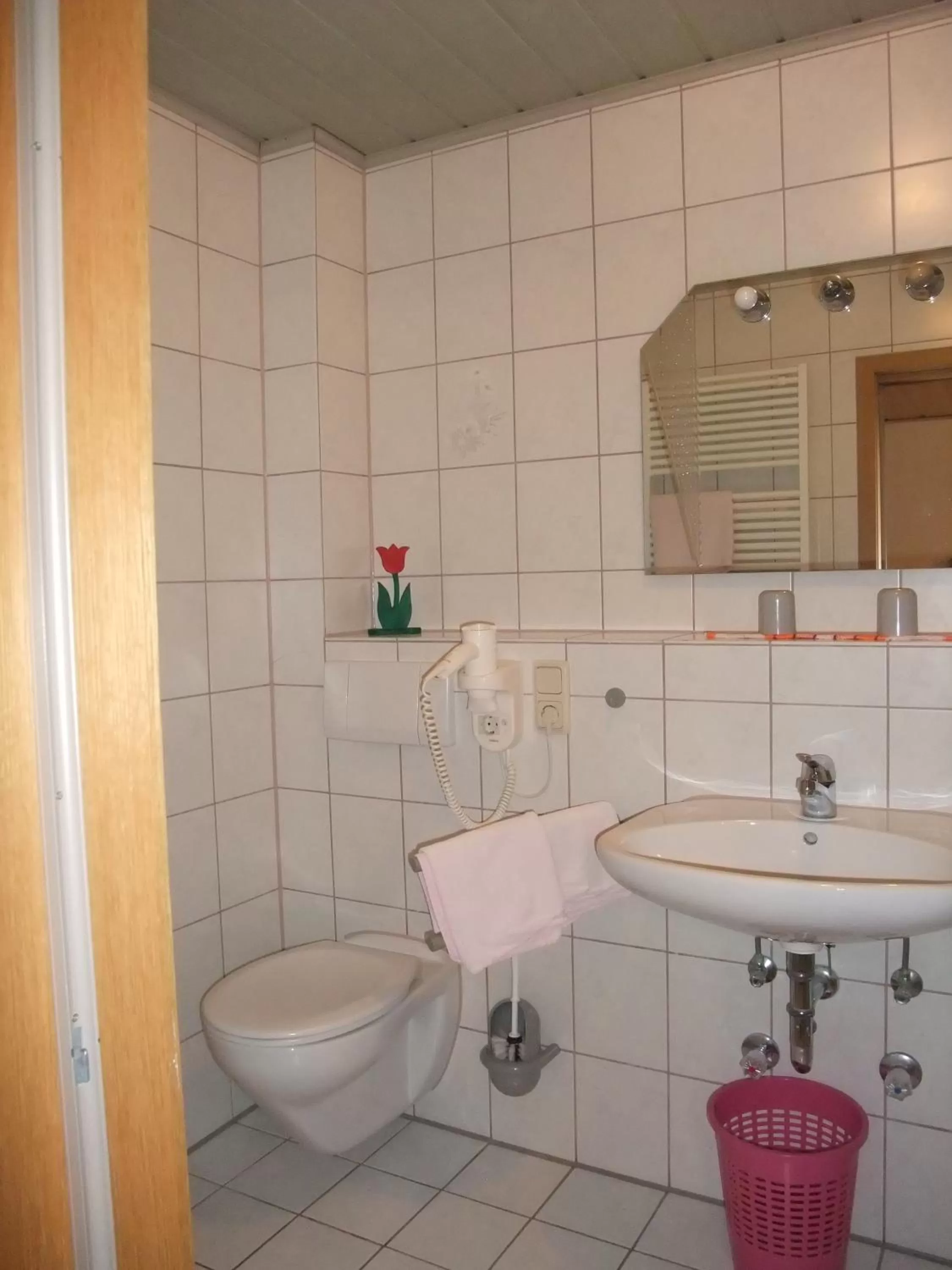Bathroom in Gasthof Alte Post