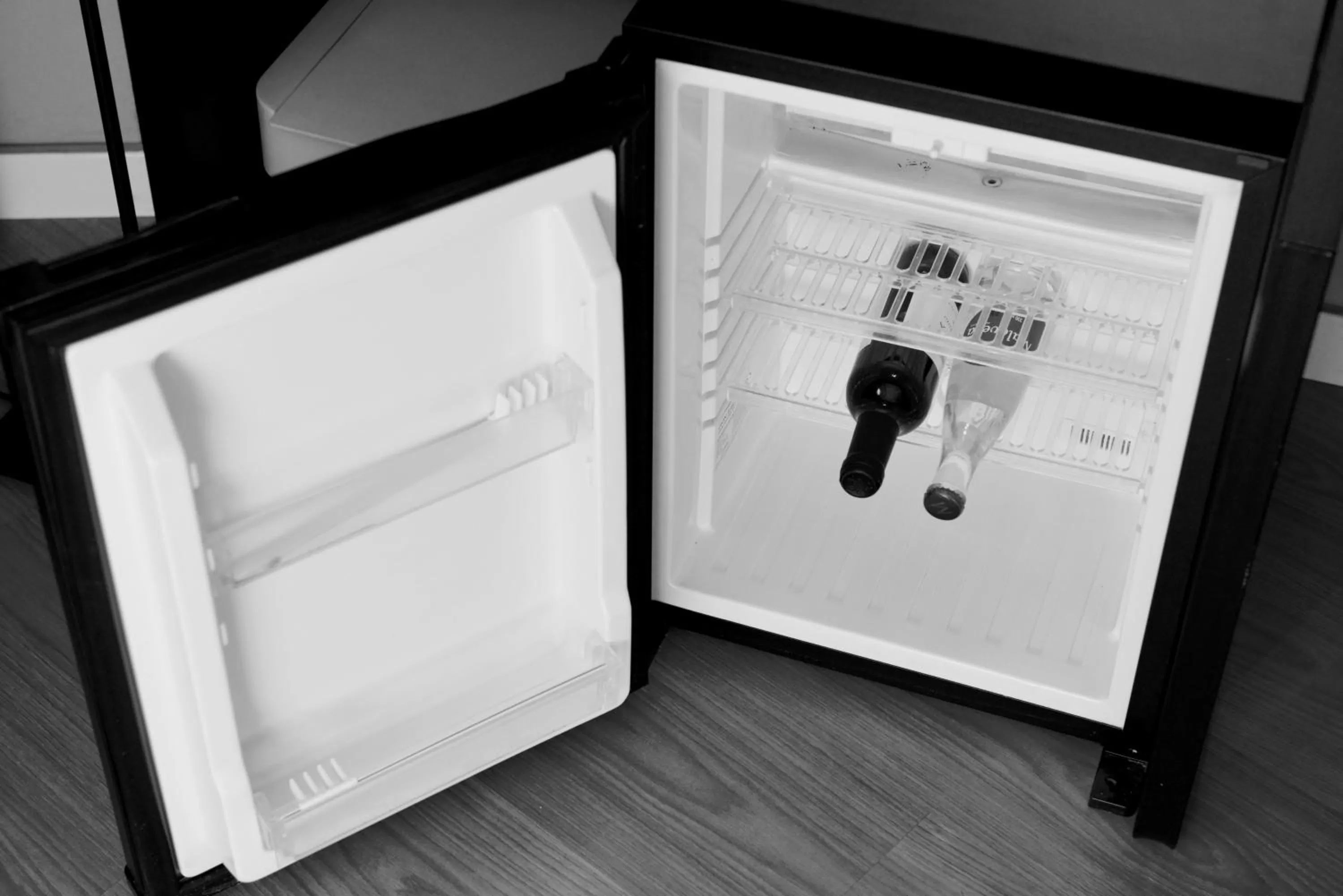 Food and drinks in MD Modern Hotel - Jardines