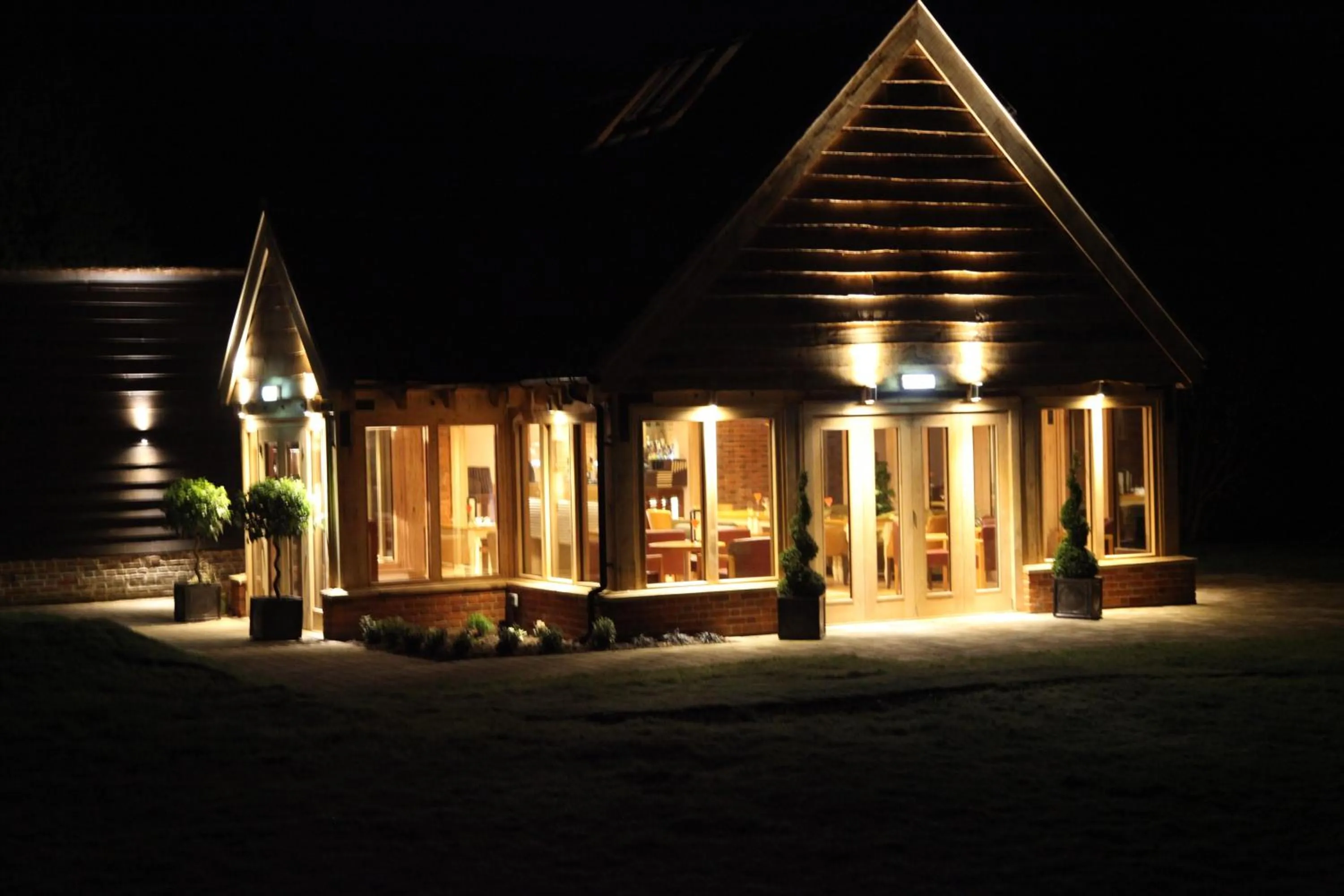 Lounge or bar in Ivy House Country Hotel