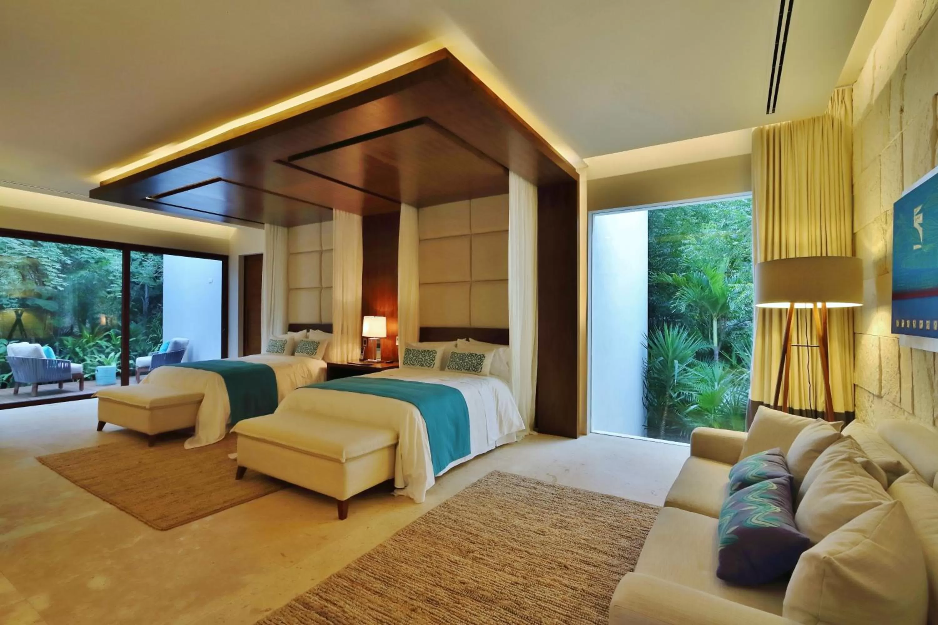 Photo of the whole room, Bed in Chablé Yucatan